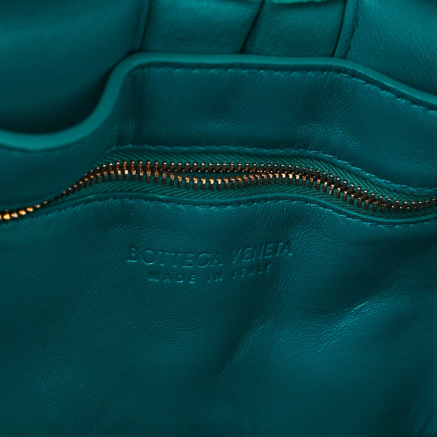 Lambskin Maxi Intreccio Padded Chain Cassette Crossbody Bag Mallard