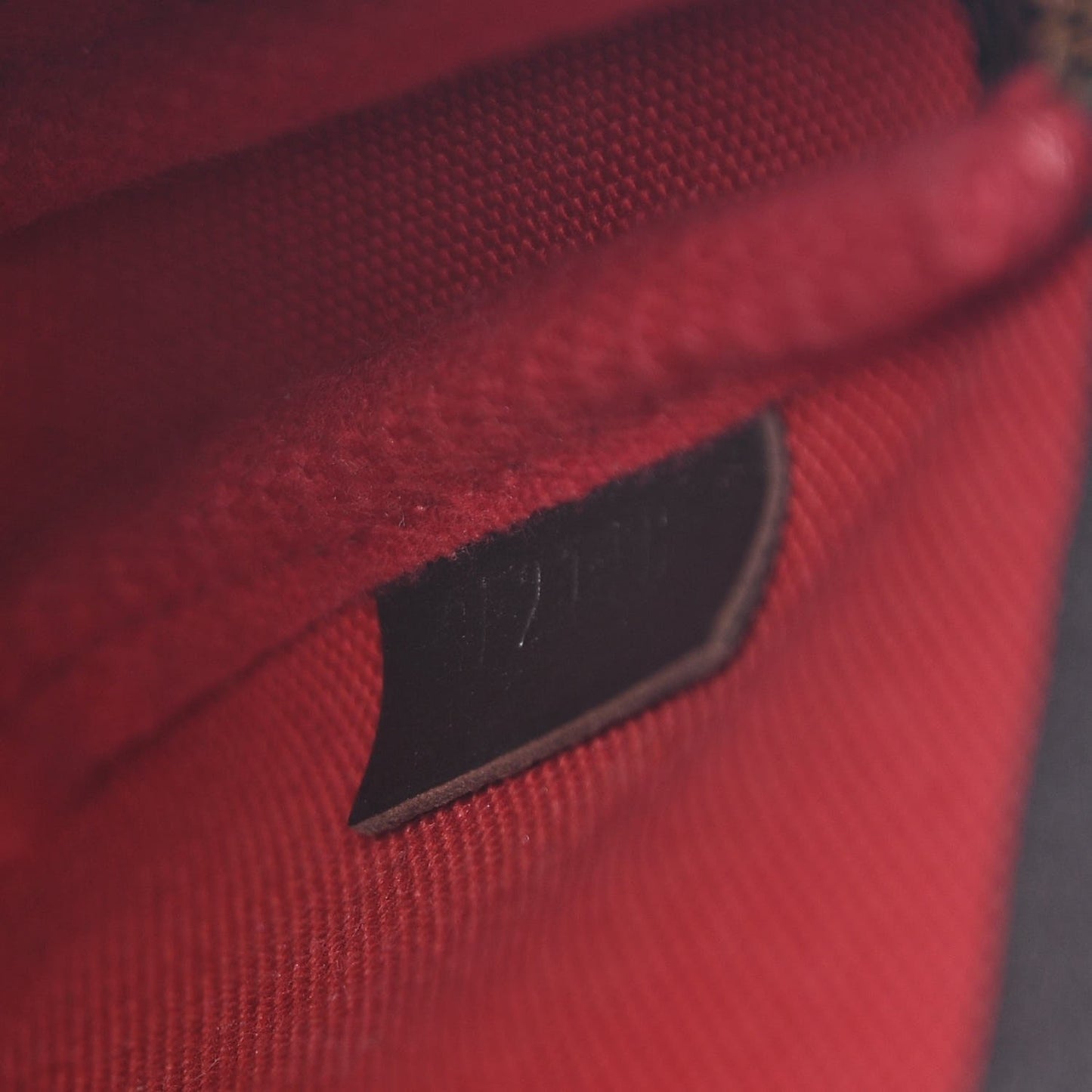 Damier Ebene Mini Pochette Accessories