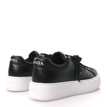 Prada Vitello Soft Logo Mens Low Top Sneakers 6.5 Black White 5 of 8