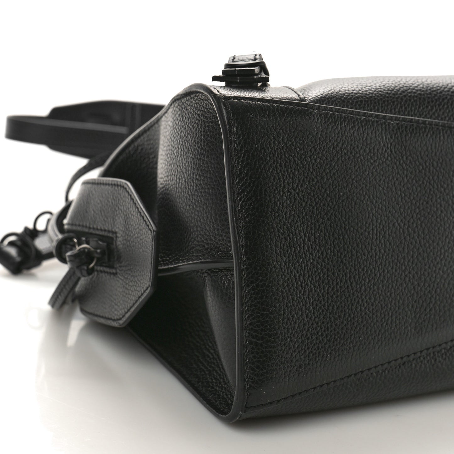 Grained Calfskin Neo Classic Black Hardware S City Black