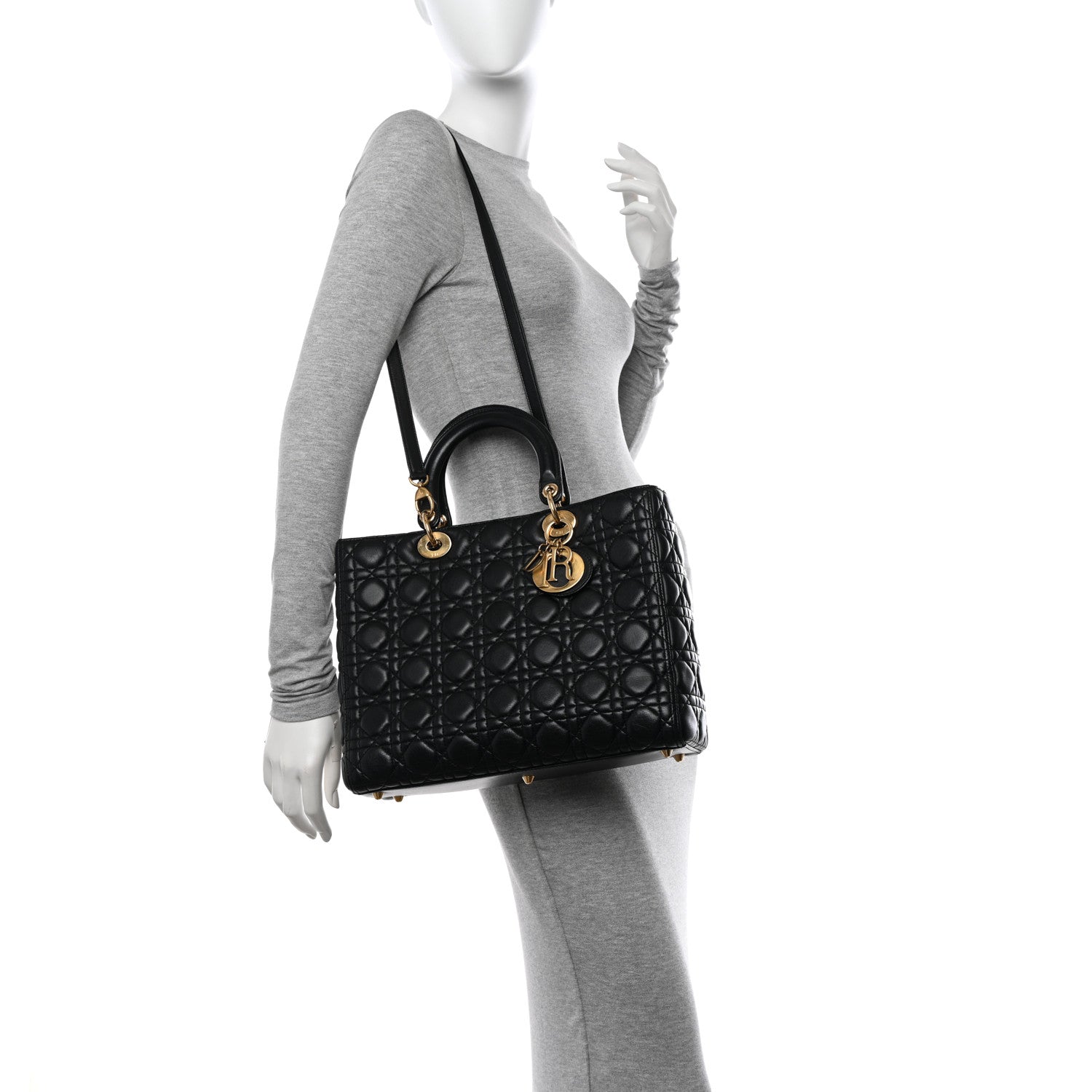 Christian Dior ブラックパーティーバッグ CHRISTIAN DIOR 2004 BLACK LEATHER GAMBLER DICE BOWLER BAG – RDB