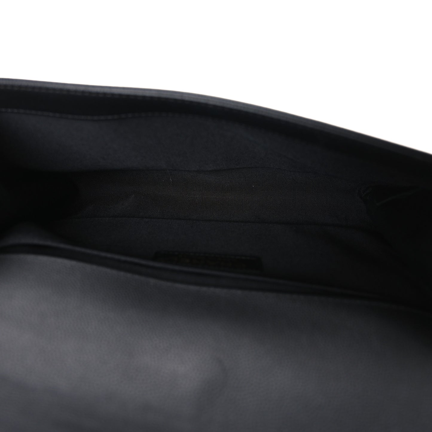 Caviar Quilted Medium Boy Flap Black
