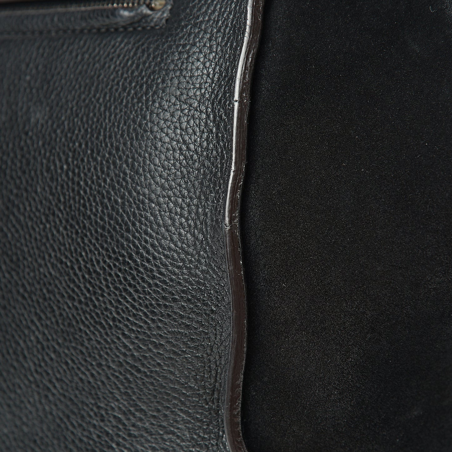 Drummed Calfskin Suede Medium Trapeze Black