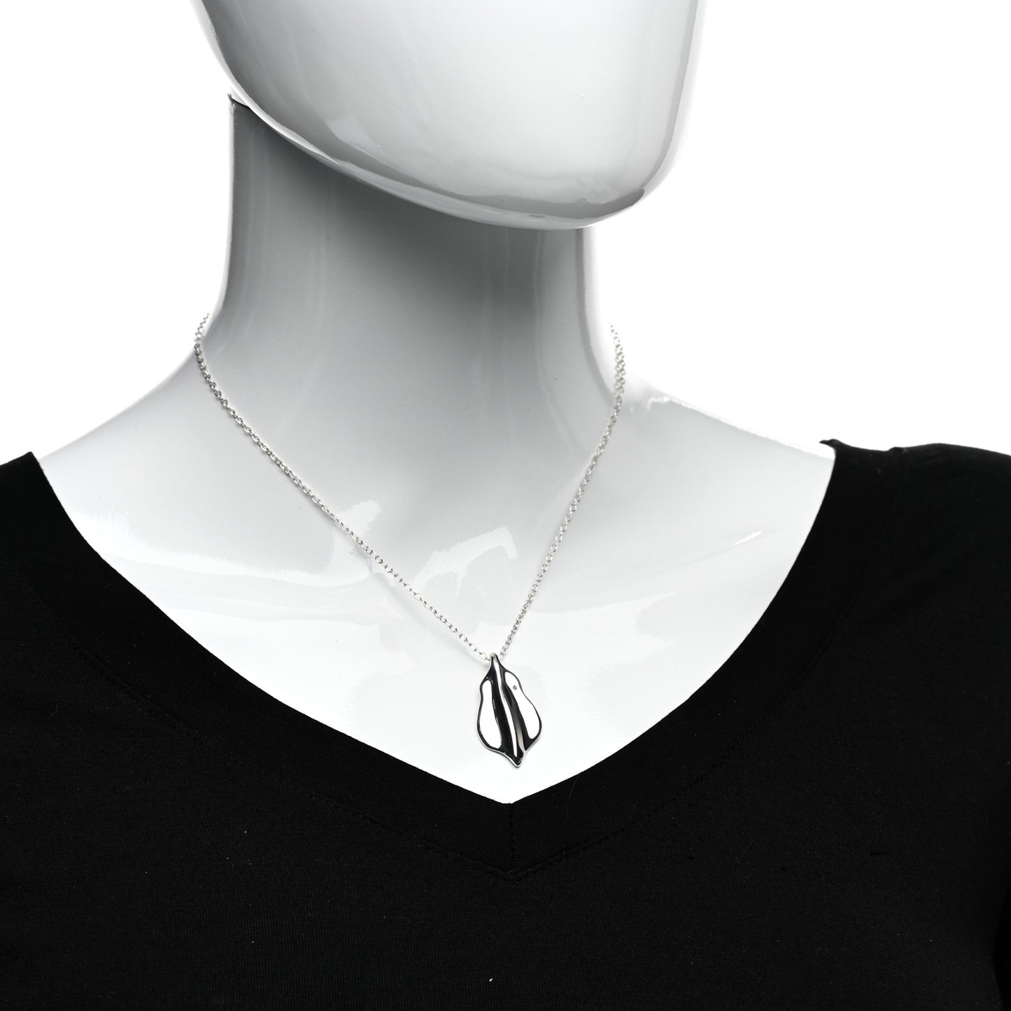 Sterling Silver Leaf Pendant Necklace