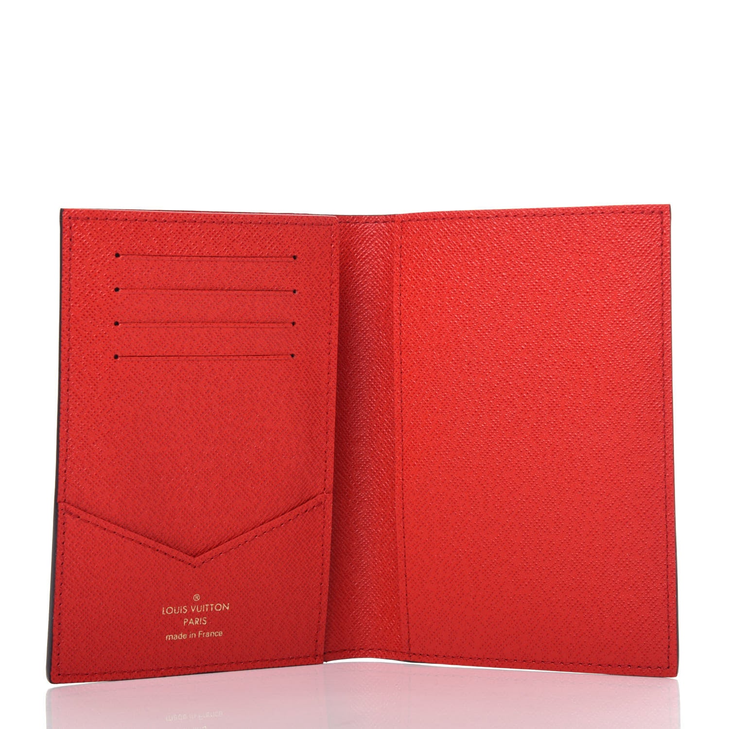 Louis Vuitton Monogram 2019 Christmas Animation Passport Cover Rouge 5 of 7
