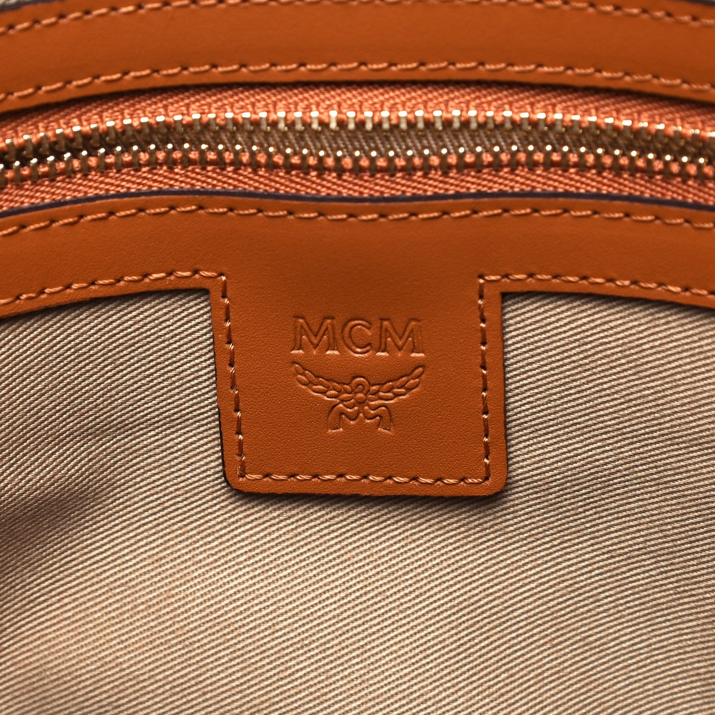 Visetos Medium Crossbody Pouch Cognac