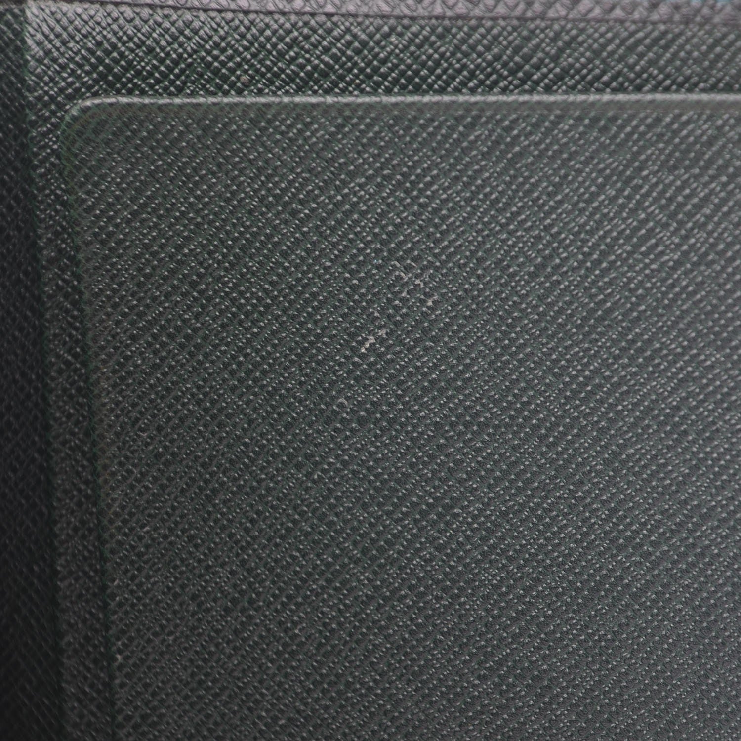 Louis Vuitton Taiga Porte Valeurs Organizer Wallet Epicea 10 of 11