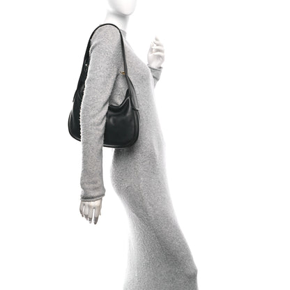 Valentino Garavani Small Go-Hobo Bag Black 2 of 9