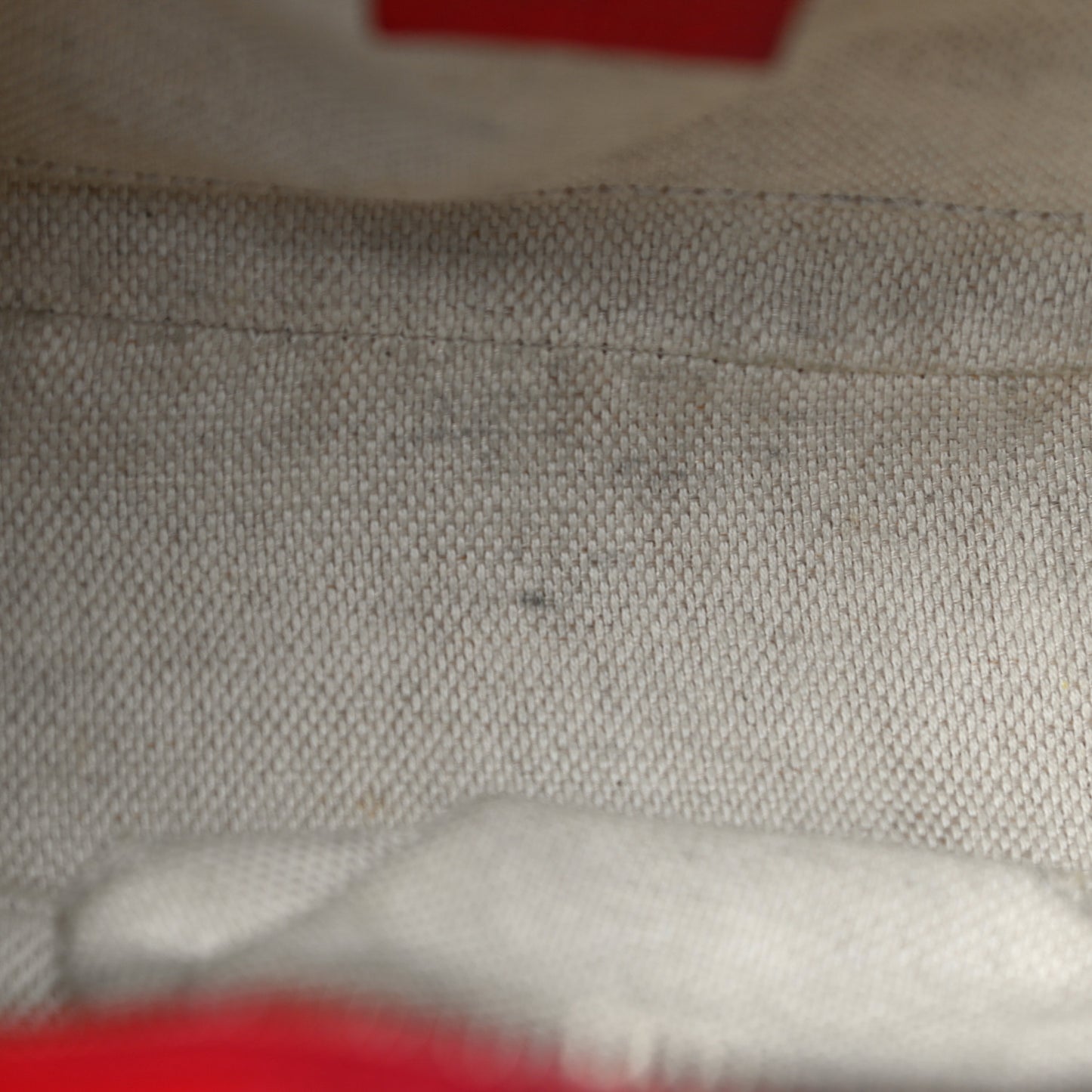 Pebbled Calfskin Small Soho Disco Bag Tabasco Red