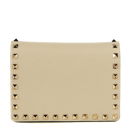 Valentino Garavani Pebbled Calfskin Rockstud Wallet on Chain Light Ivory 1 of 8