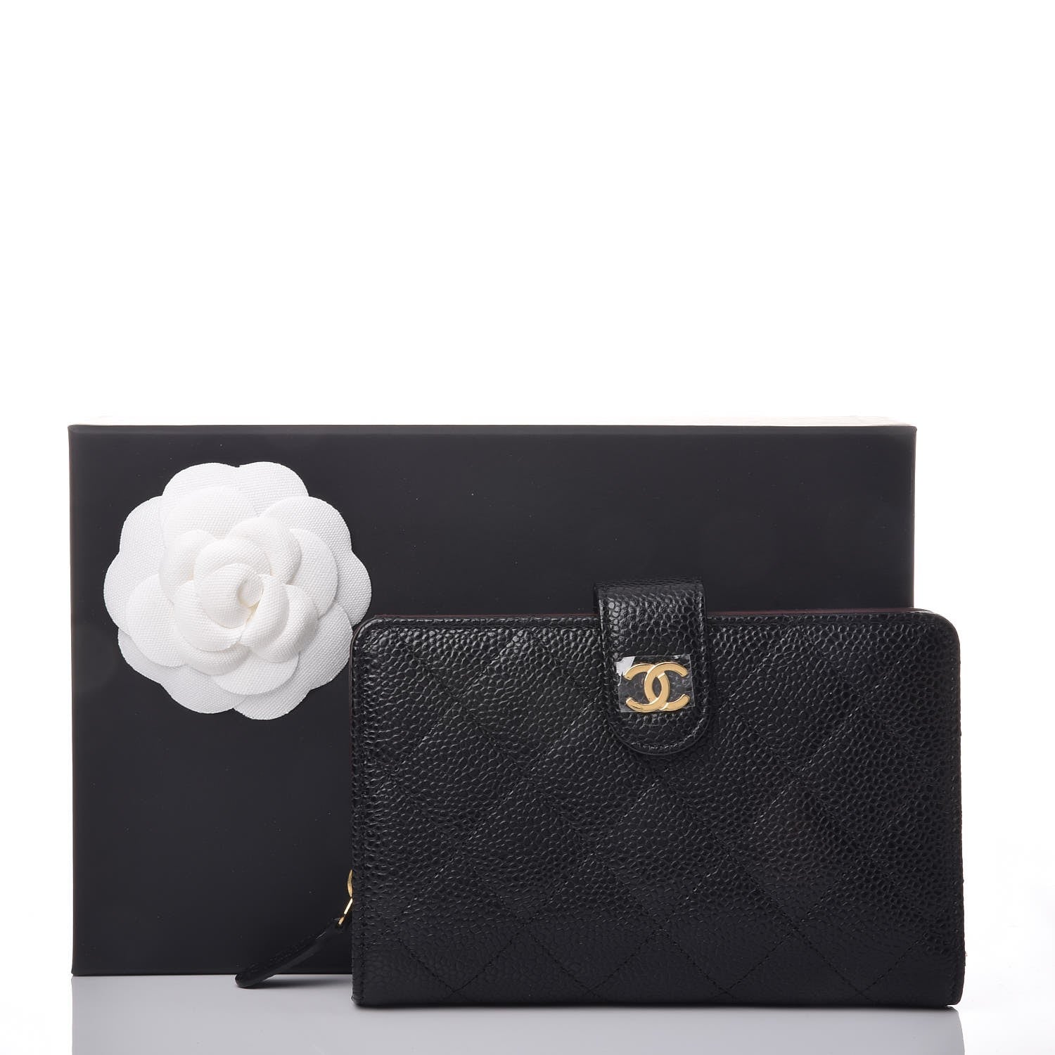 Chanel Caviar Quilted Zipped Pocket Wallet Black 9 of 9