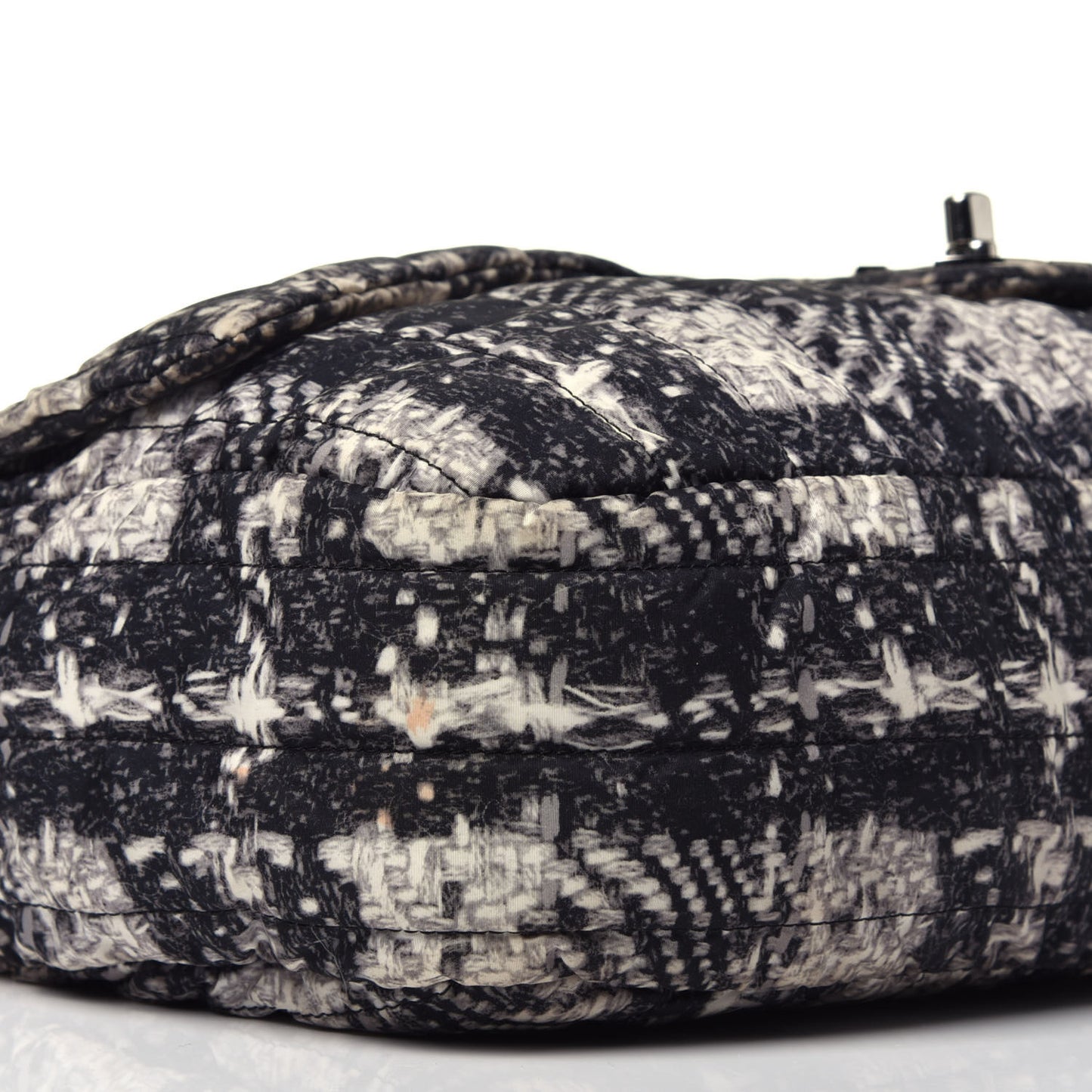 Nylon Tweed Print Jumbo Flap Black