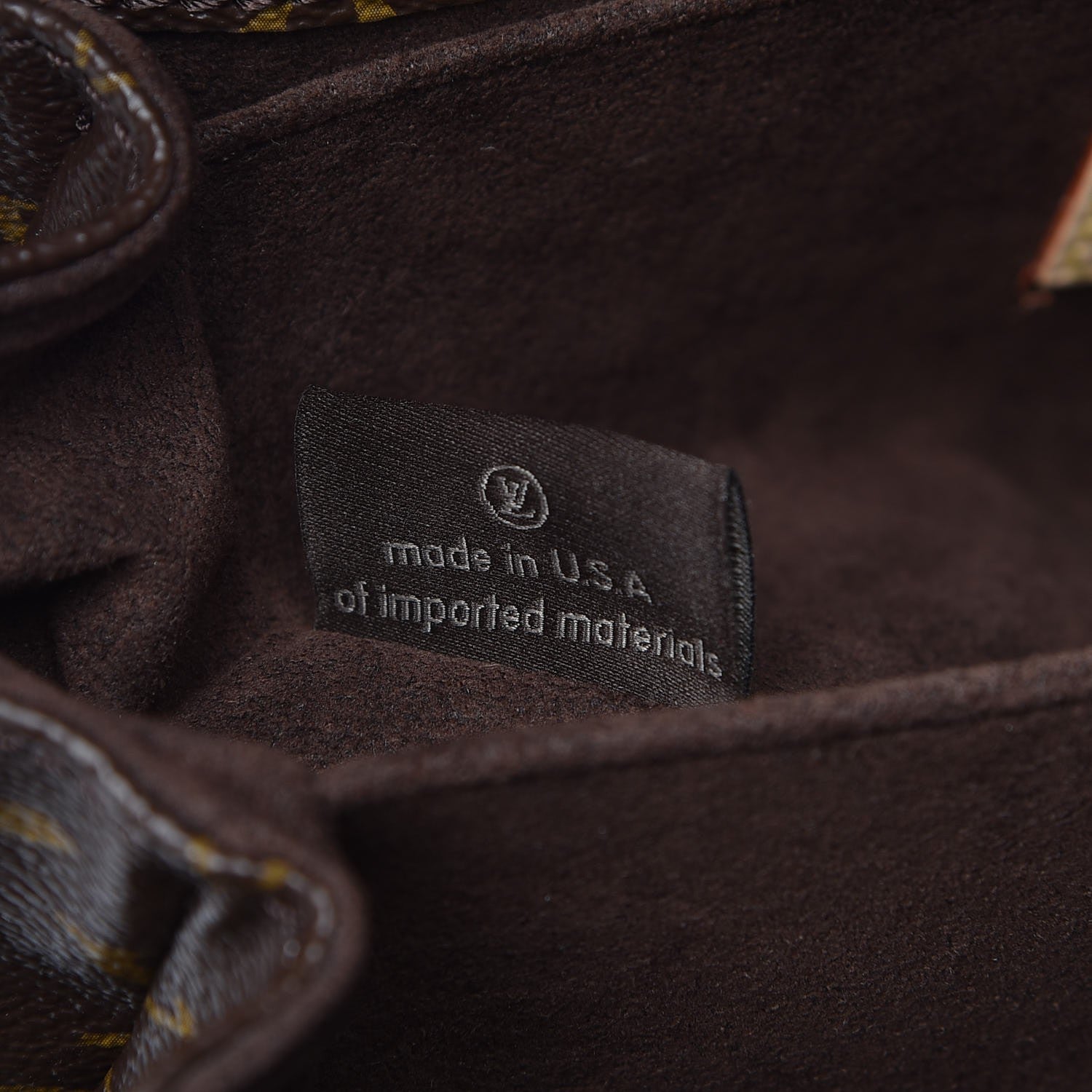 Louis Vuitton Monogram Pochette Metis 7 of 7