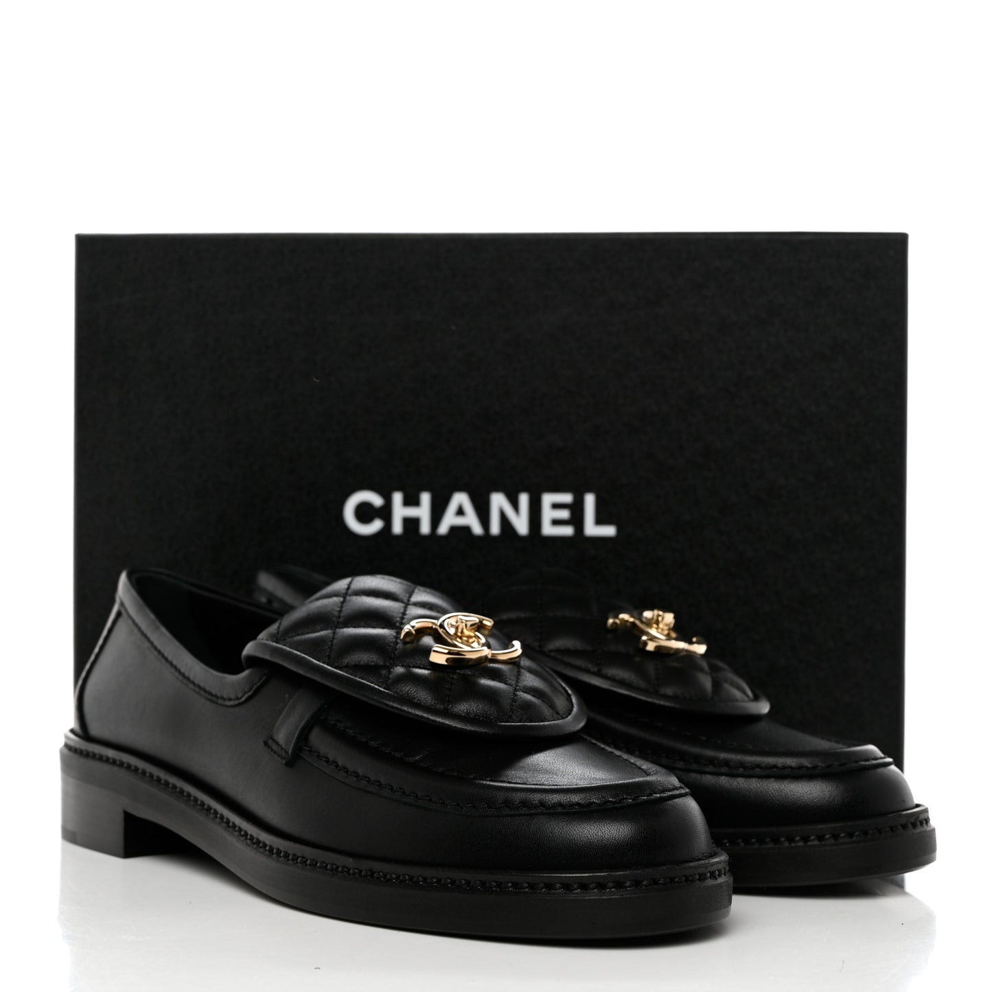 Lambskin Quilted CC Turnlock Loafers 39 Black