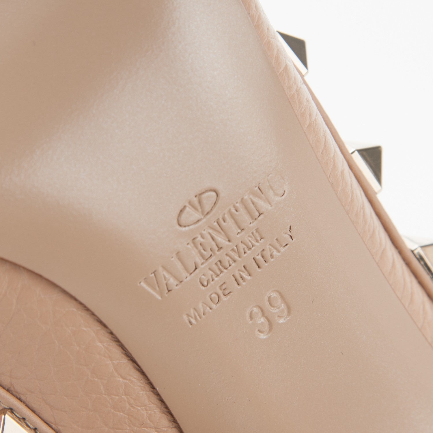 Valentino Garavani Pebbled Calfskin Rockstud Ankle Strap 100mm Pumps 39 Camel Rose 6 of 6