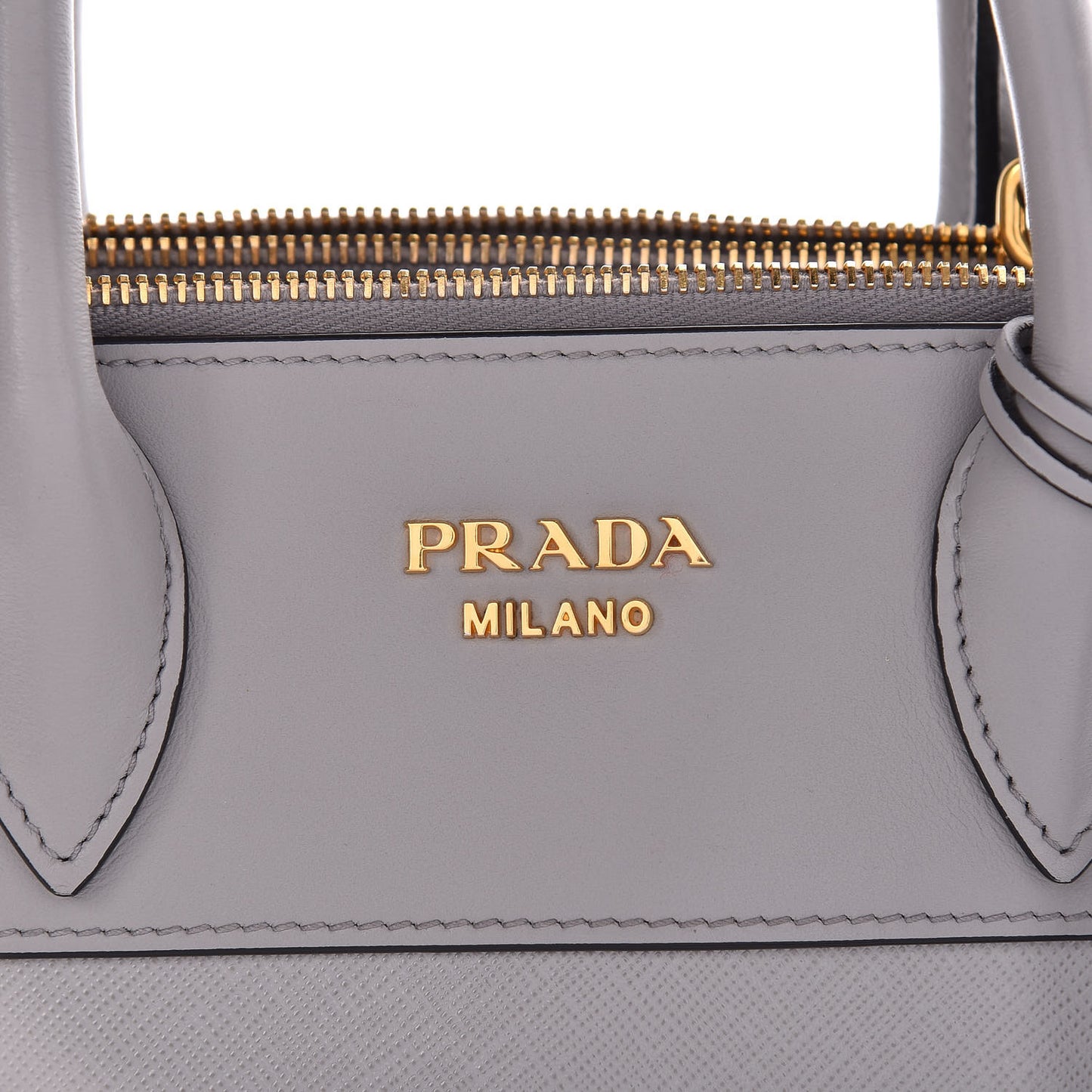 Saffiano City Calf Small Esplanade Tote Nube