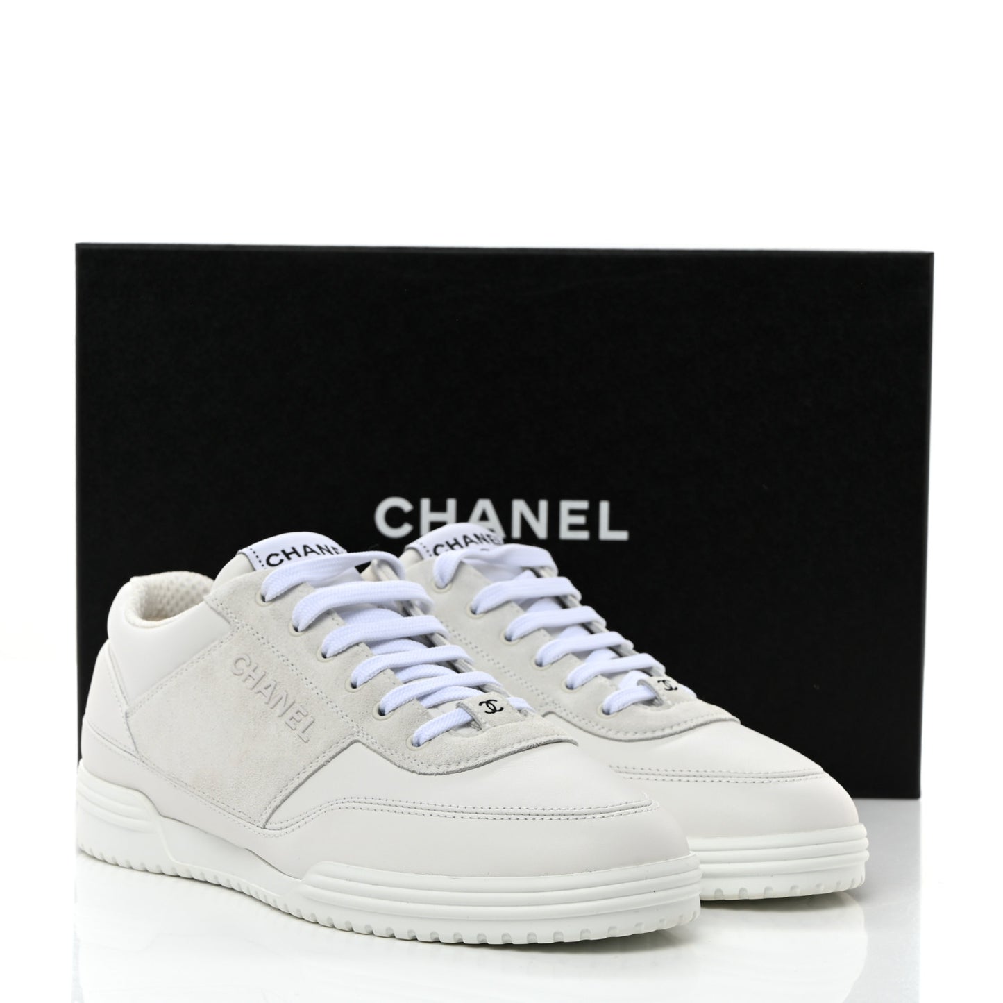 Calfskin Suede Coco Mark Logo Womens Sneakers 38 White