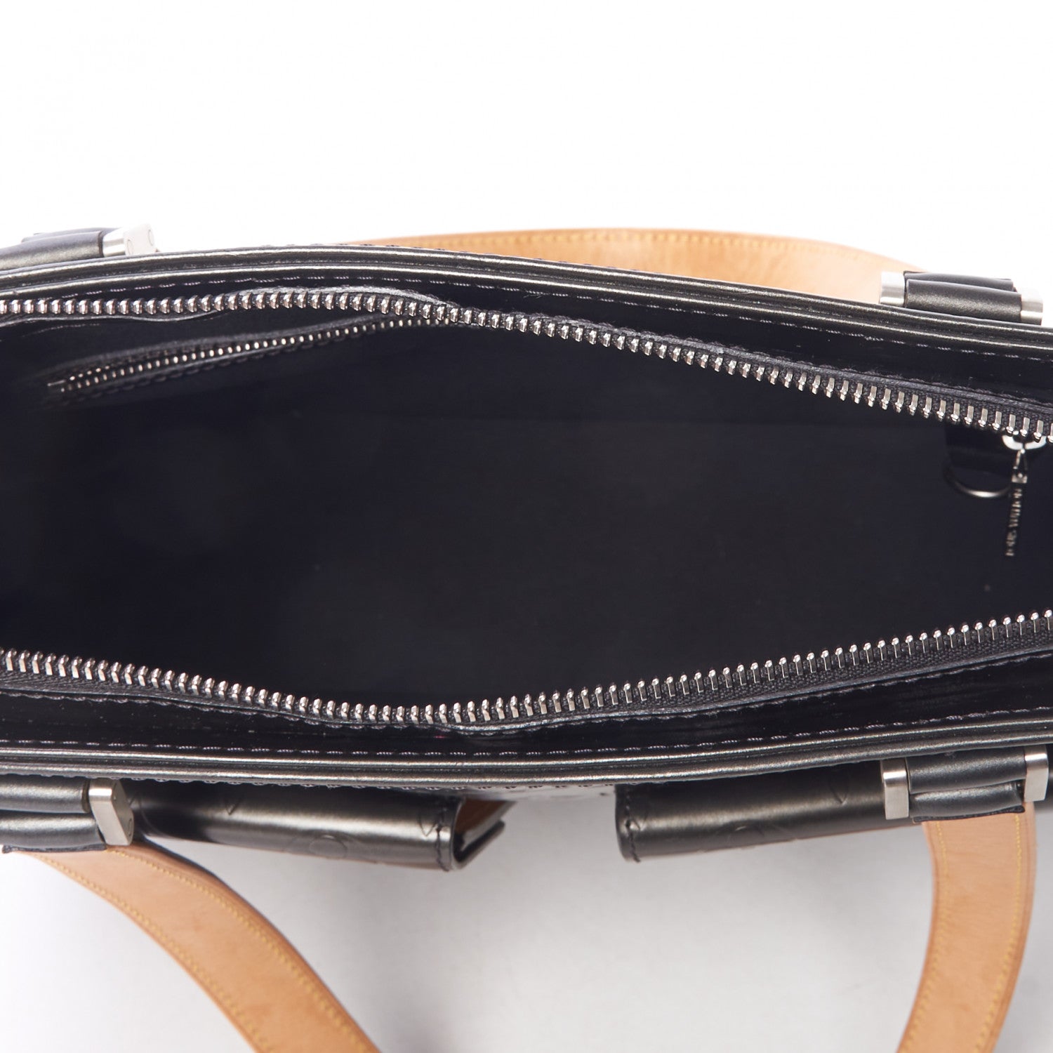 Louis Vuitton Mat Monogram Willwood Black 7 of 8