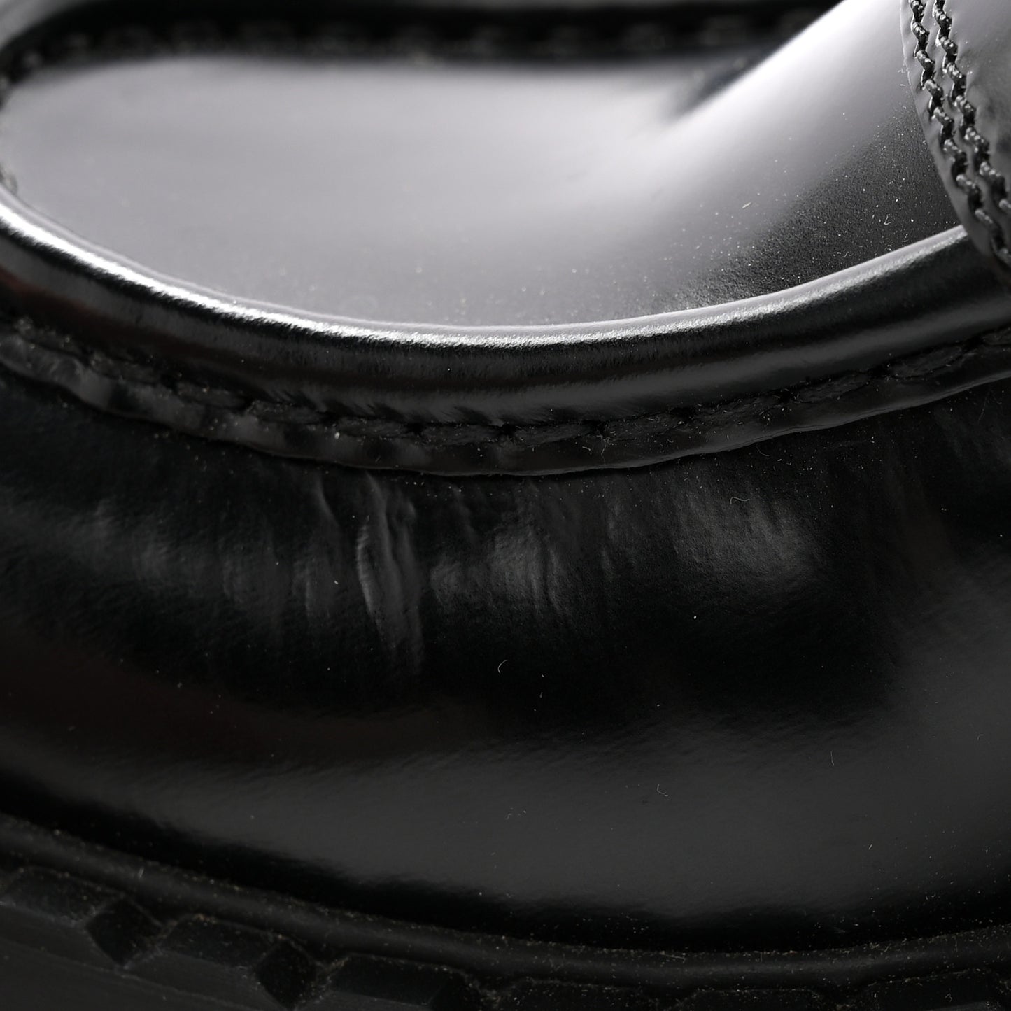 Spazzolato Metal Triangle Logo 50mm Loafers 39.5 Black