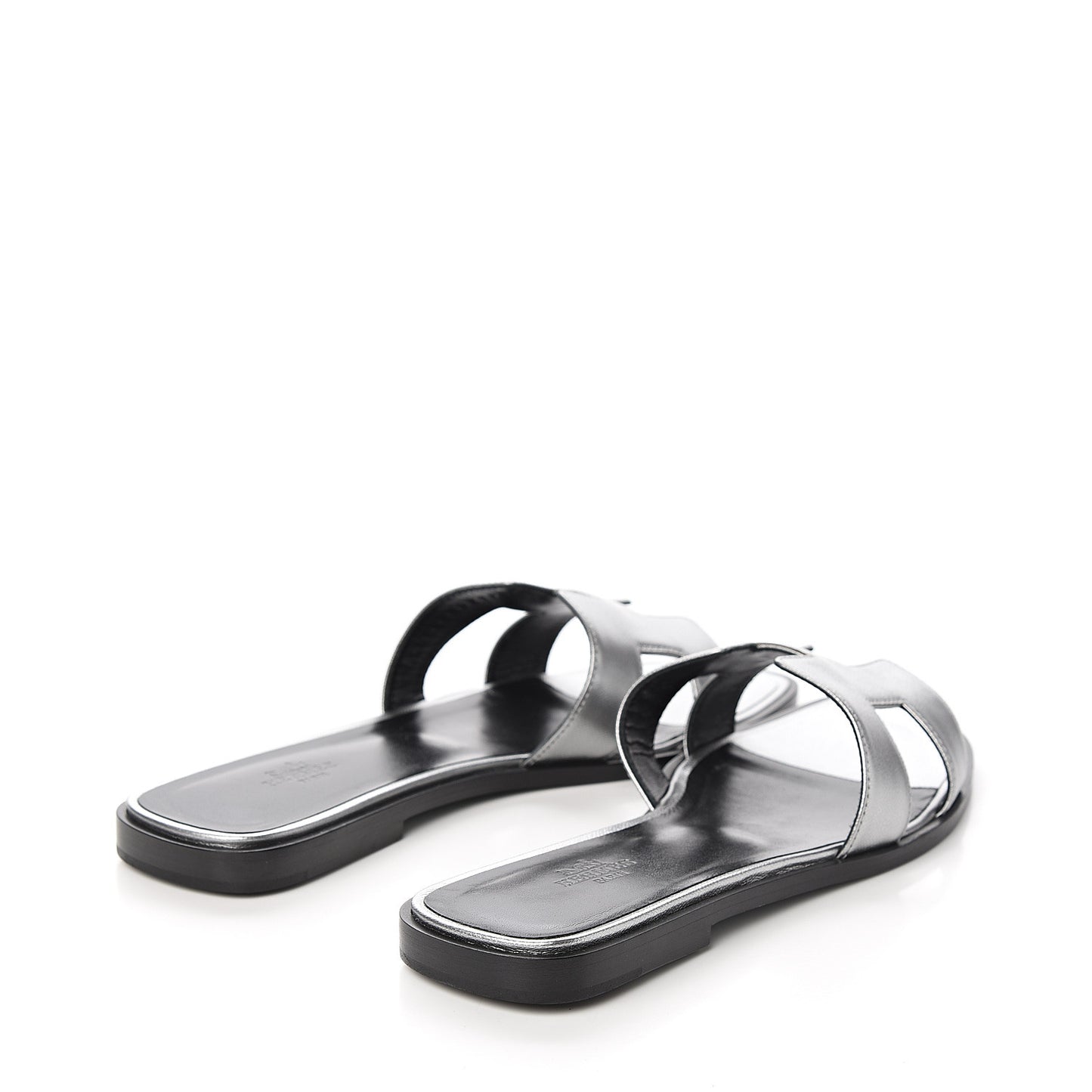 Metallic Epsom Oran Sandals 39 Gris Argente