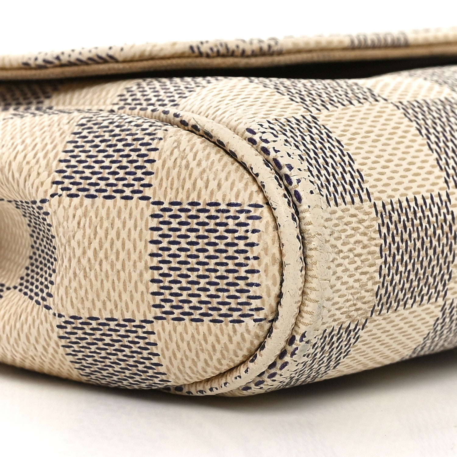 Louis Vuitton Damier Azur Favorite MM 8 of 11