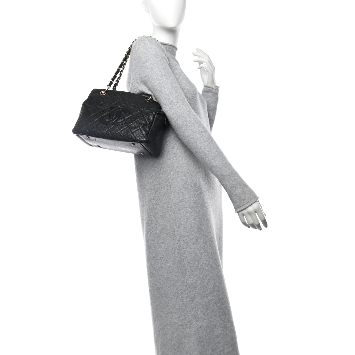 Caviar Quilted Petit Timeless Tote PTT Black