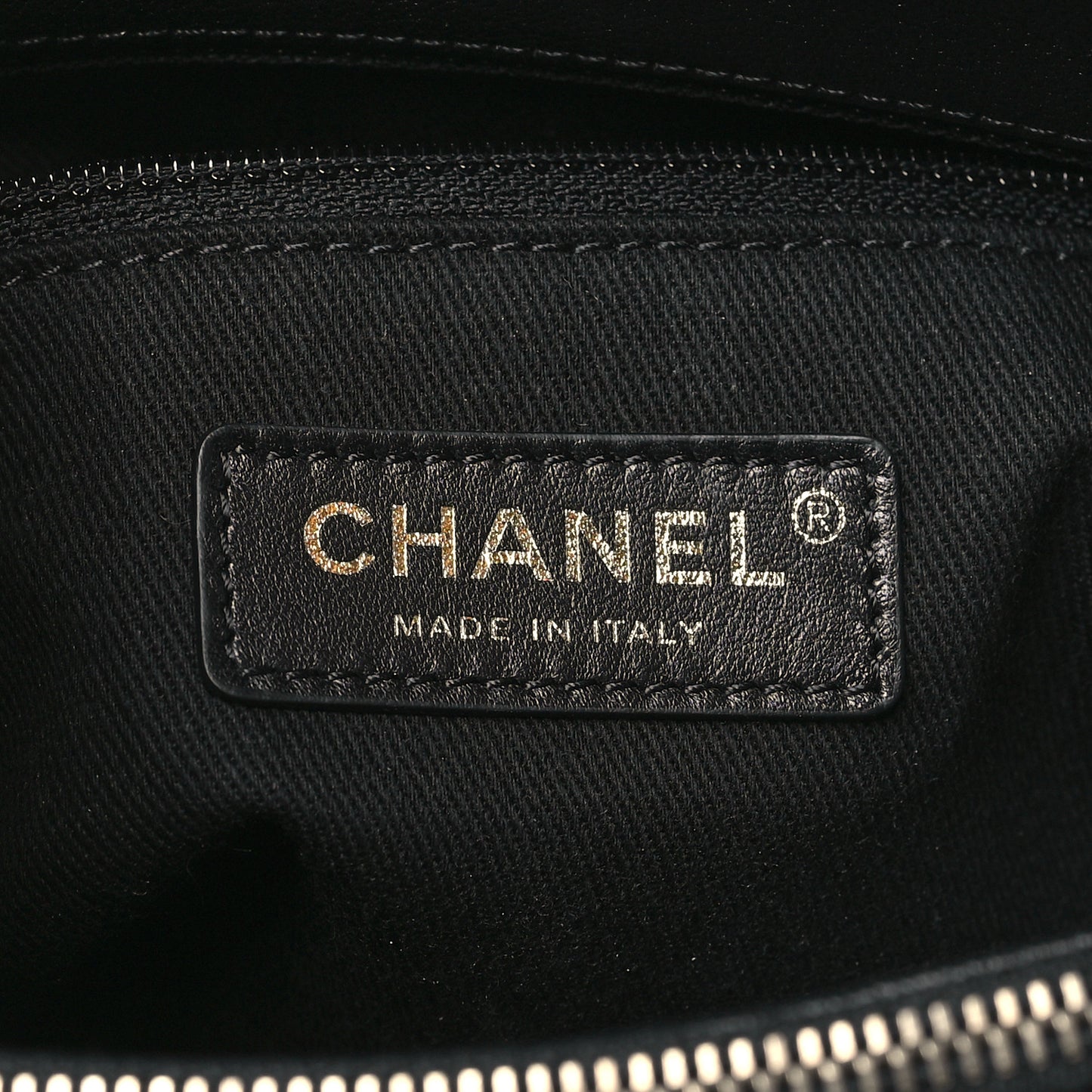 Shiny Calfskin Goatskin Quilted Medium Coco Curve Messenger Flap Black