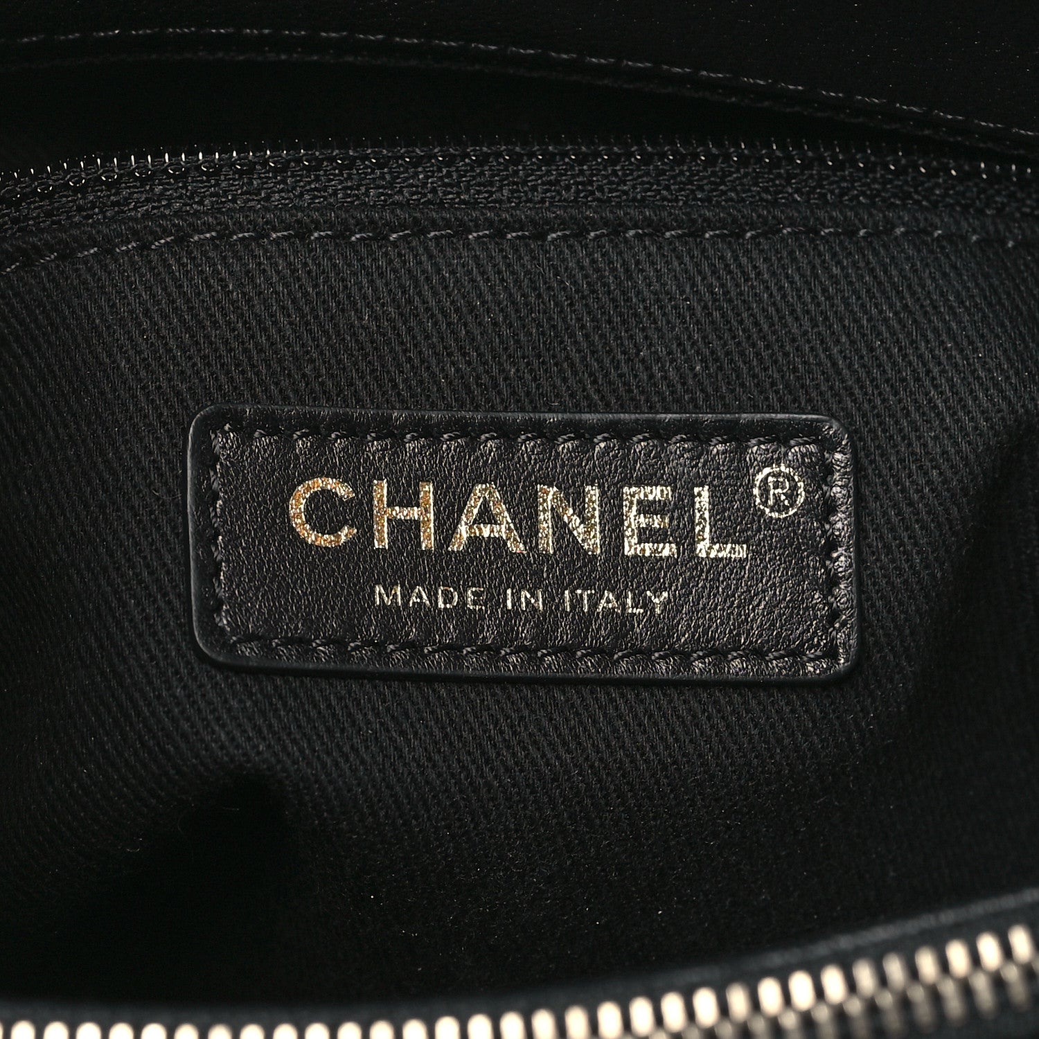 Chanel Shiny Calfskin Goatskin Quilted Medium Coco Curve Messenger Flap Black 6 of 10