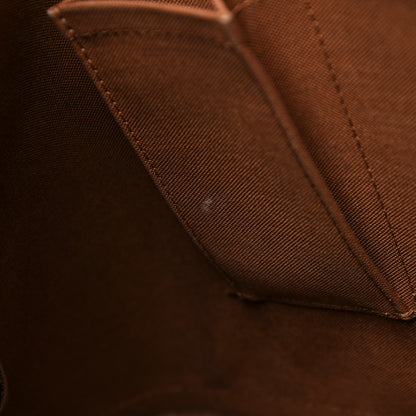 Louis Vuitton Monogram Alma GM 7 of 35