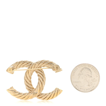 Chanel Twisted CC Brooch Light Gold 2 of 3