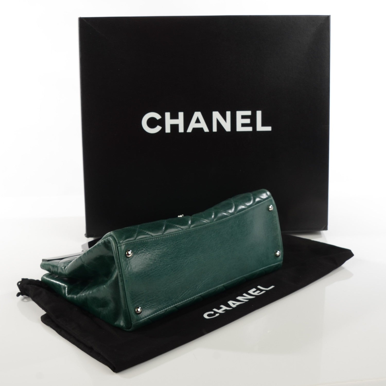 Chanel Glazed Calfskin Quilted Small CC Delivery Tote Green 4 of 8