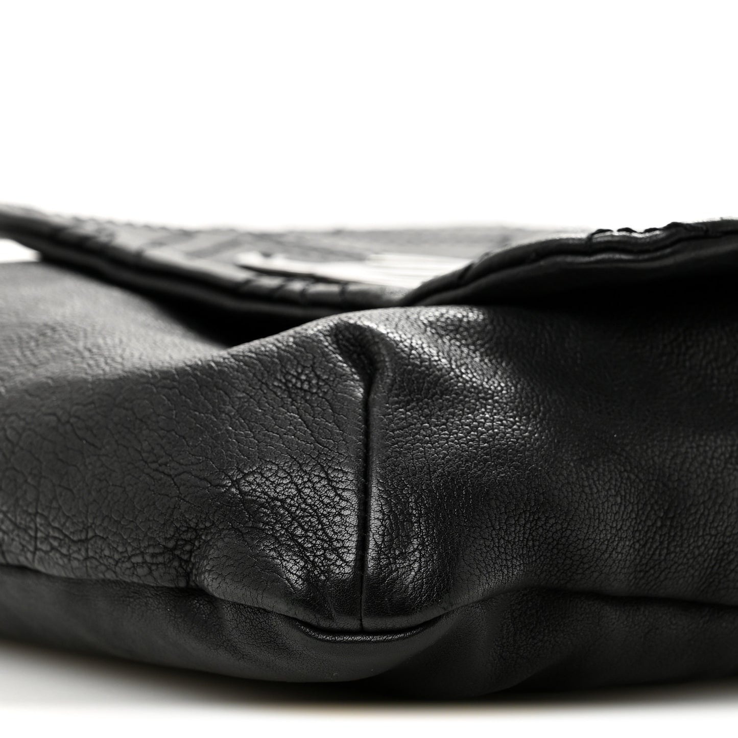Calfskin Diamond Stitch Large Messenger Black