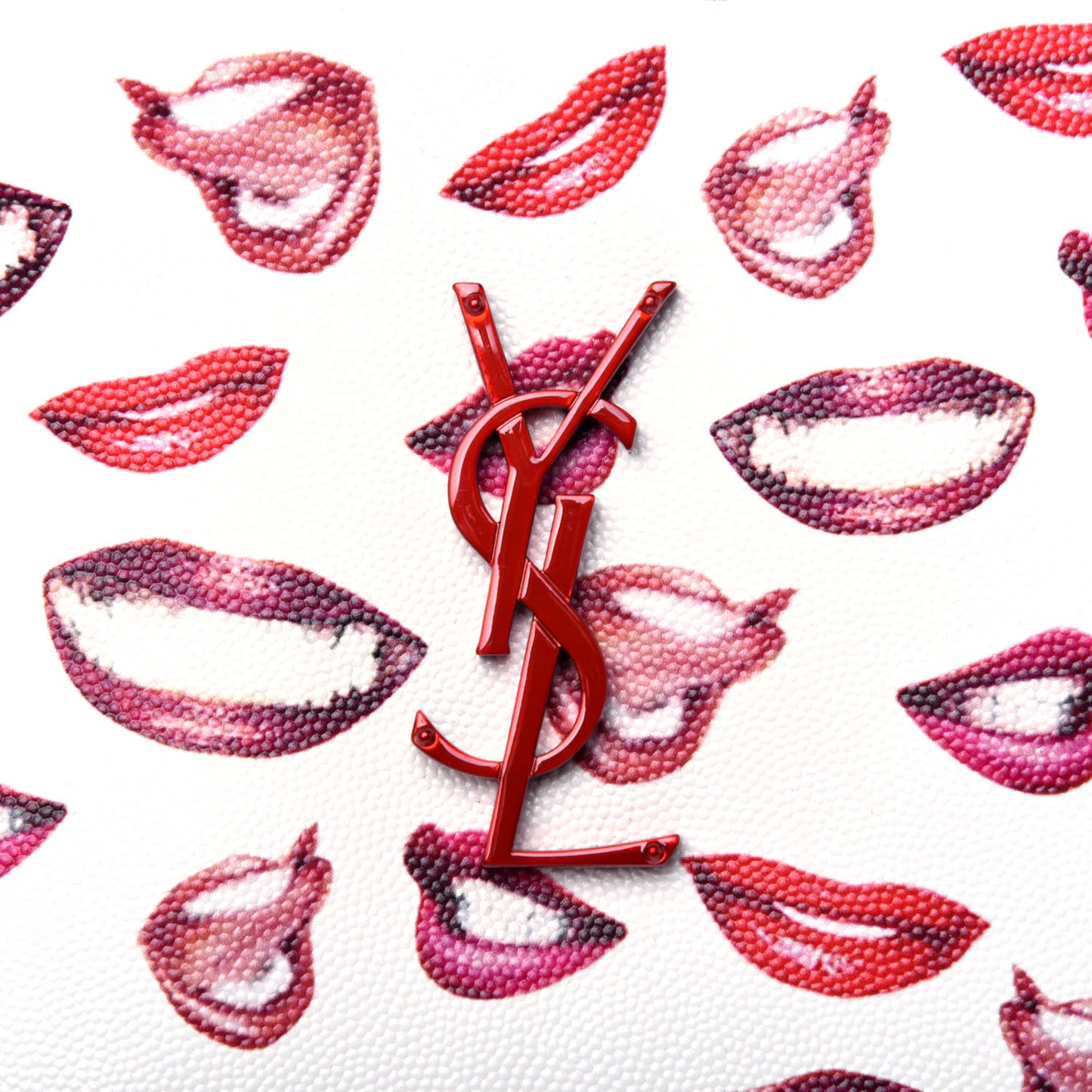 Grain De Poudre Lips Print Medium Classic Monogram Camera Bag White Red
