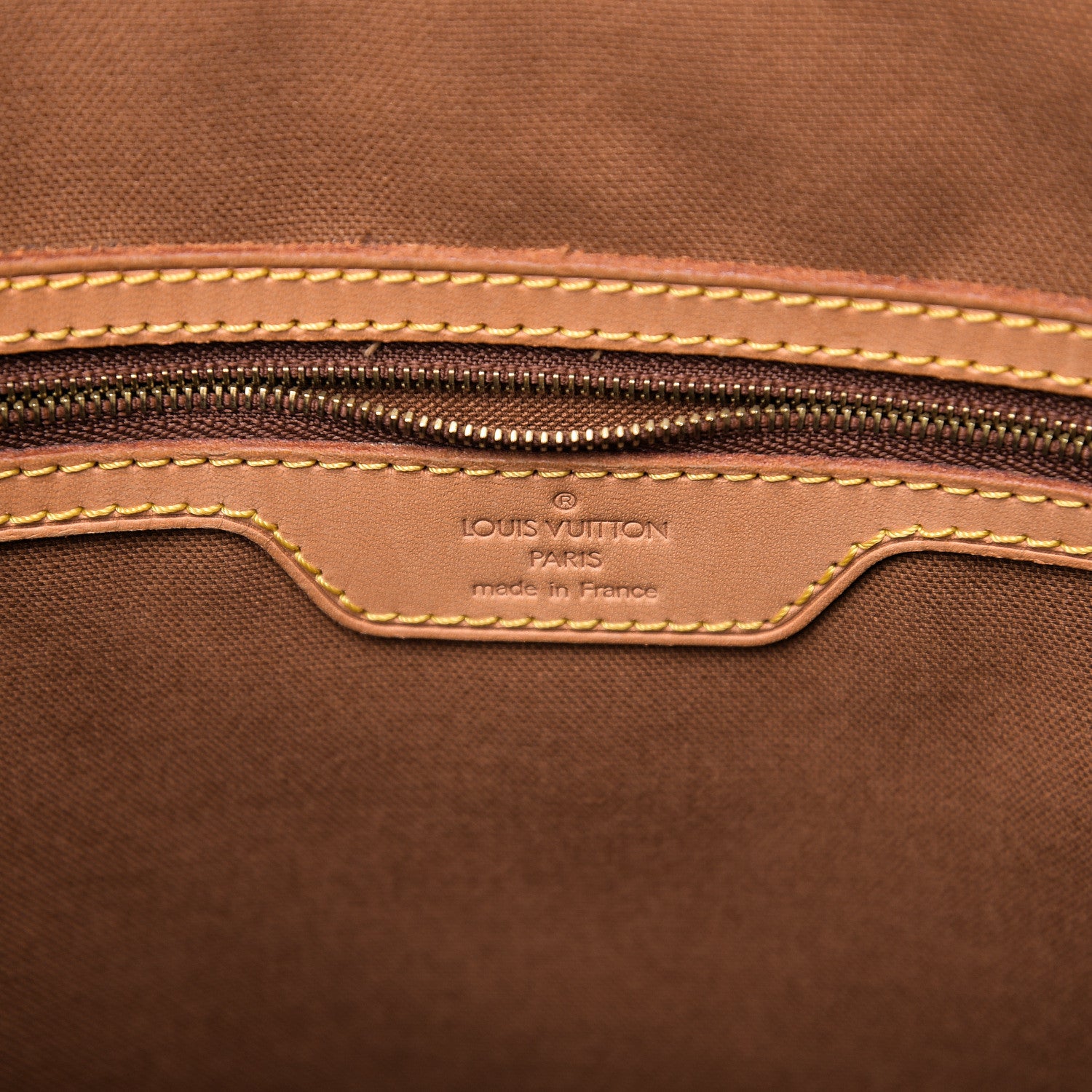 Louis Vuitton Monogram Cabas Mezzo 5 of 9