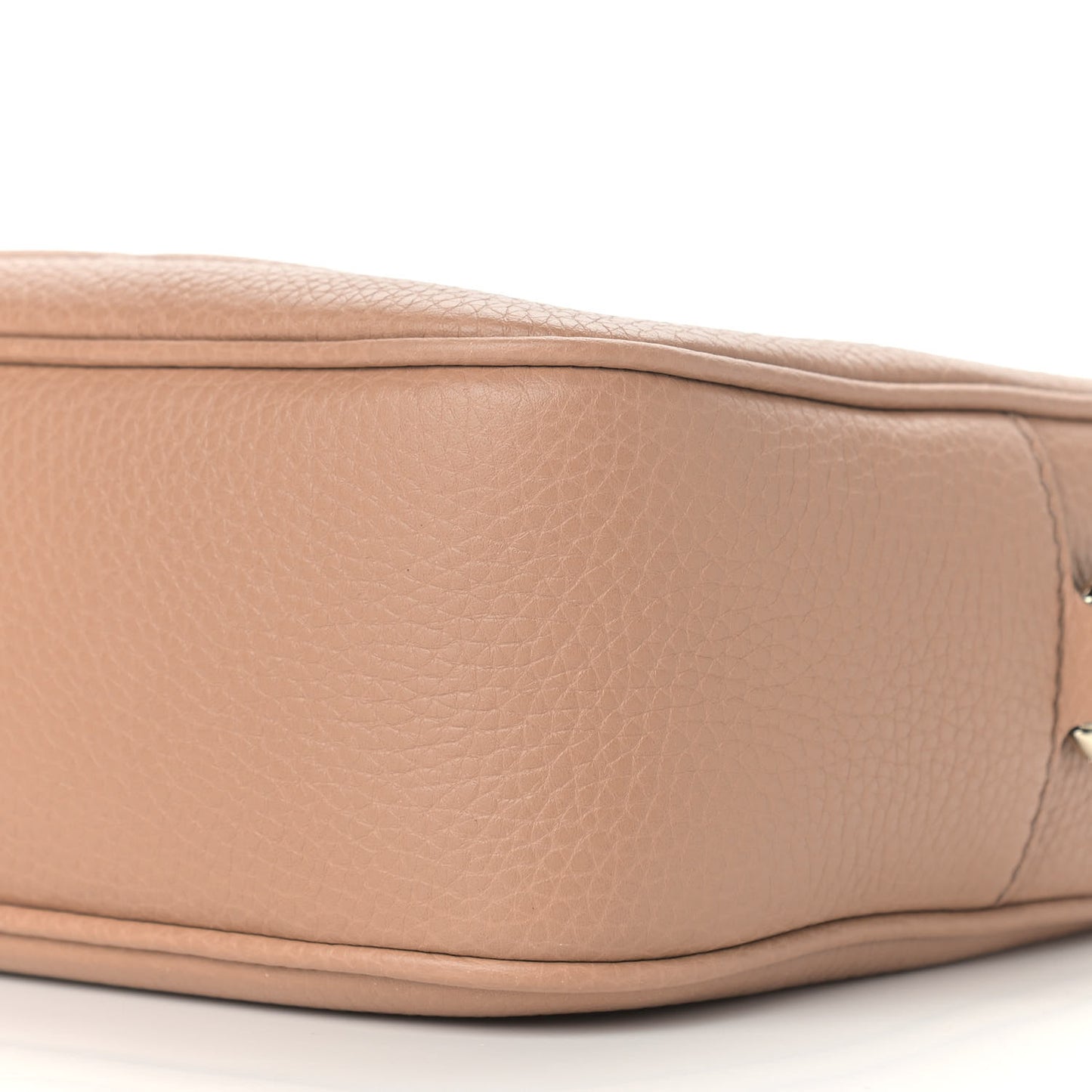 Pebbled Calfskin Small Soho Disco Bag Camelia