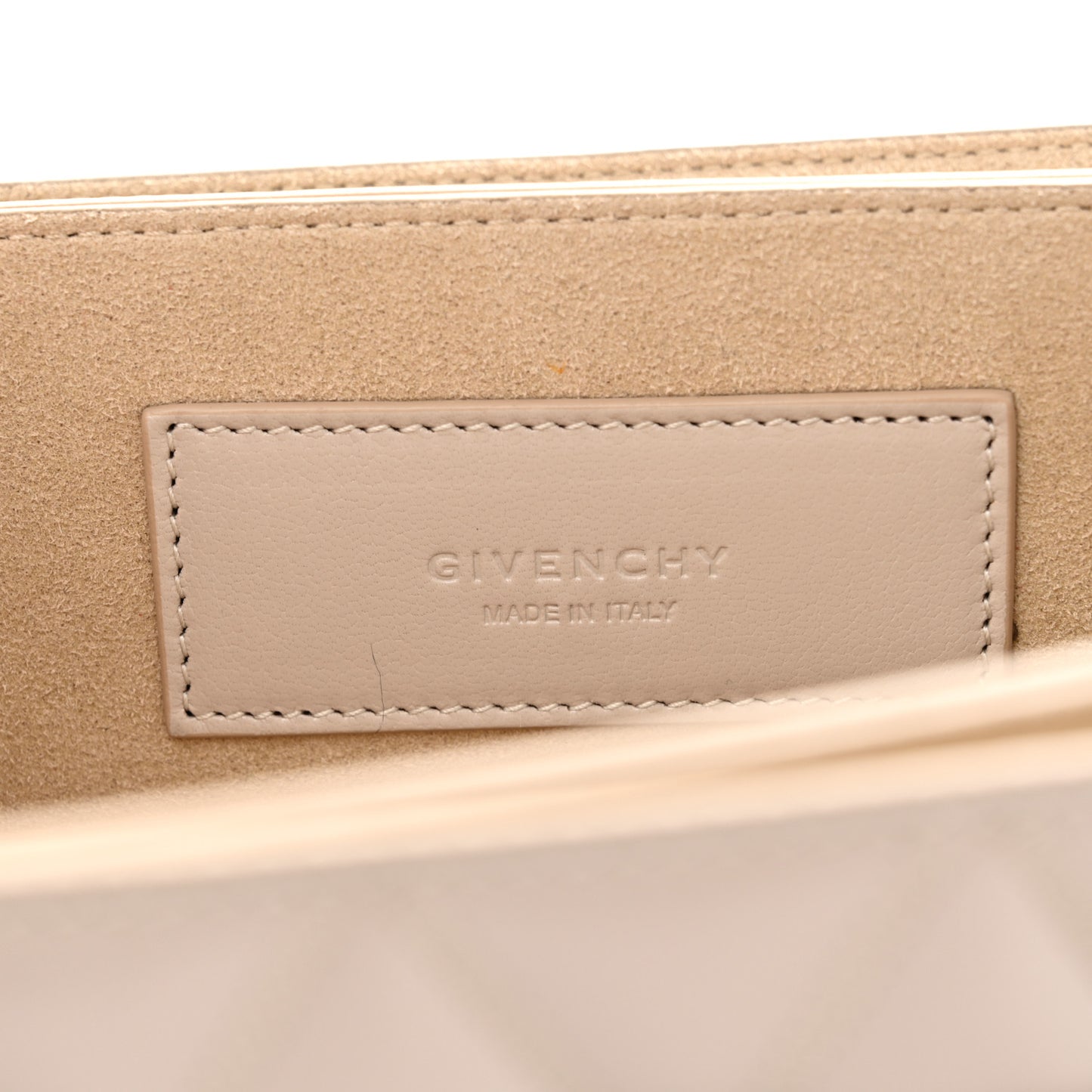 Goatskin Quilted Medium GV3 Shoulder Bag Beige