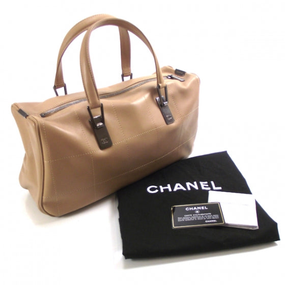 Chanel Leather Square Stitched Large Tote Beige 3 of 16