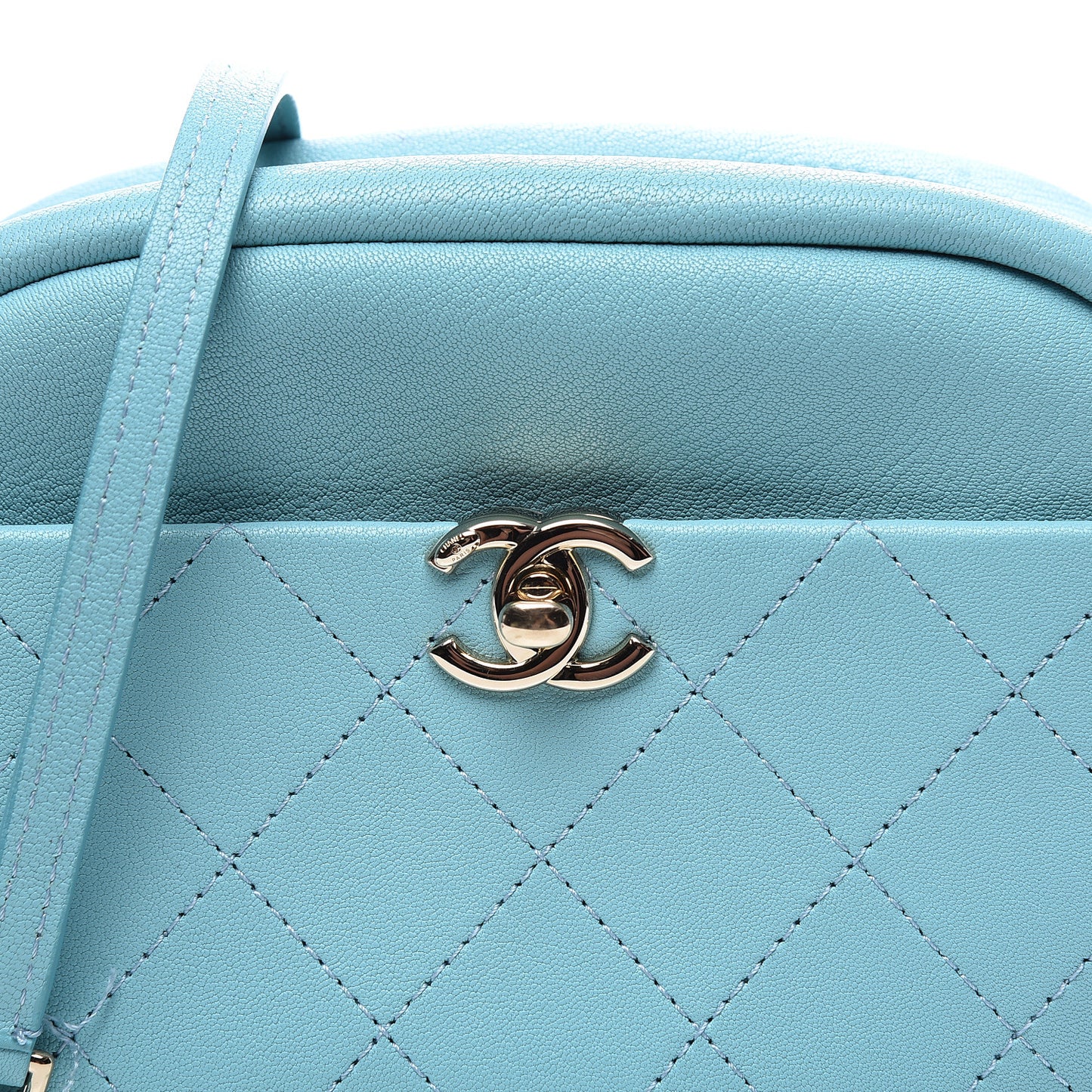 Goatskin Quilted Small Casual Trip Camera Case Light Blue