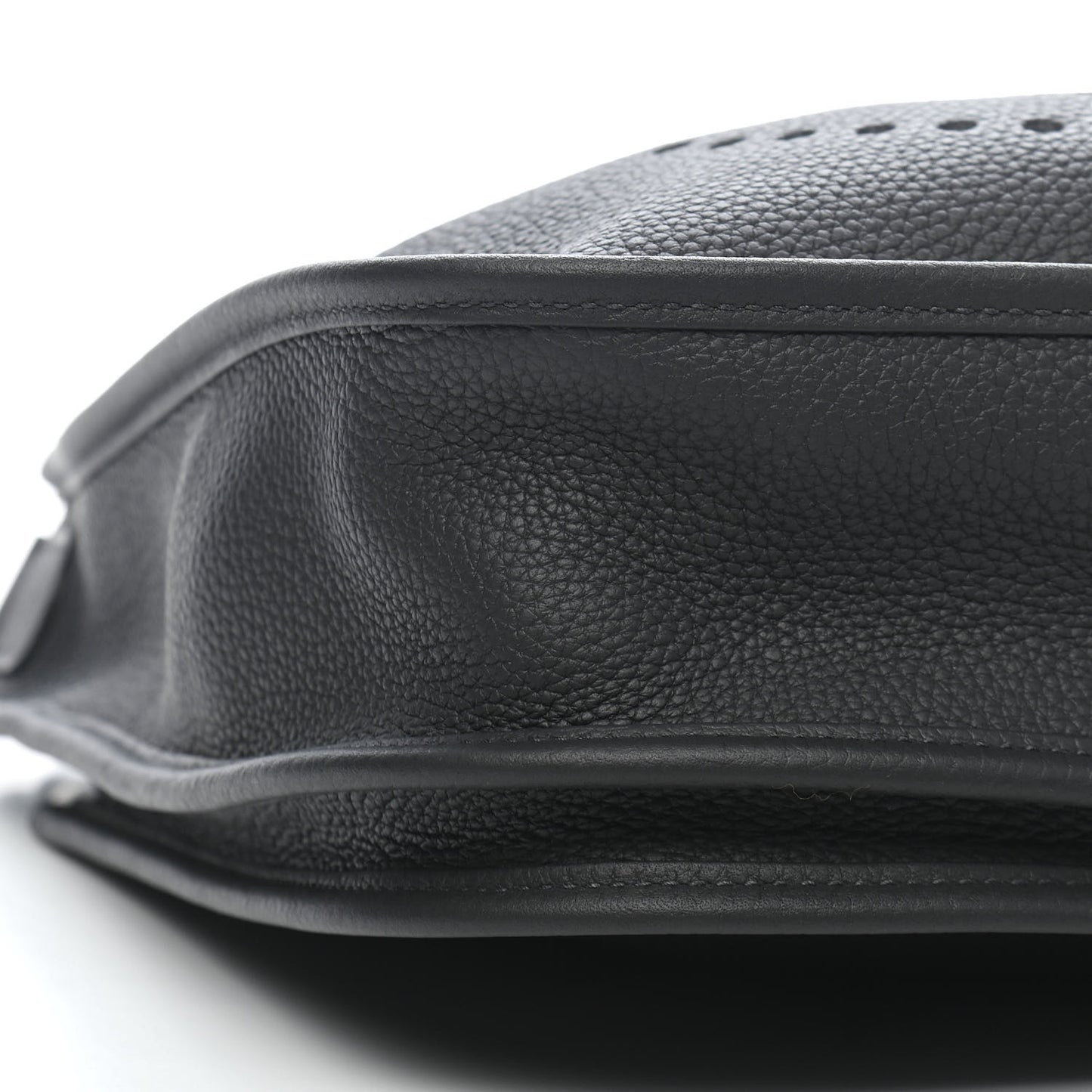 Taurillon Clemence Evelyne III PM Black