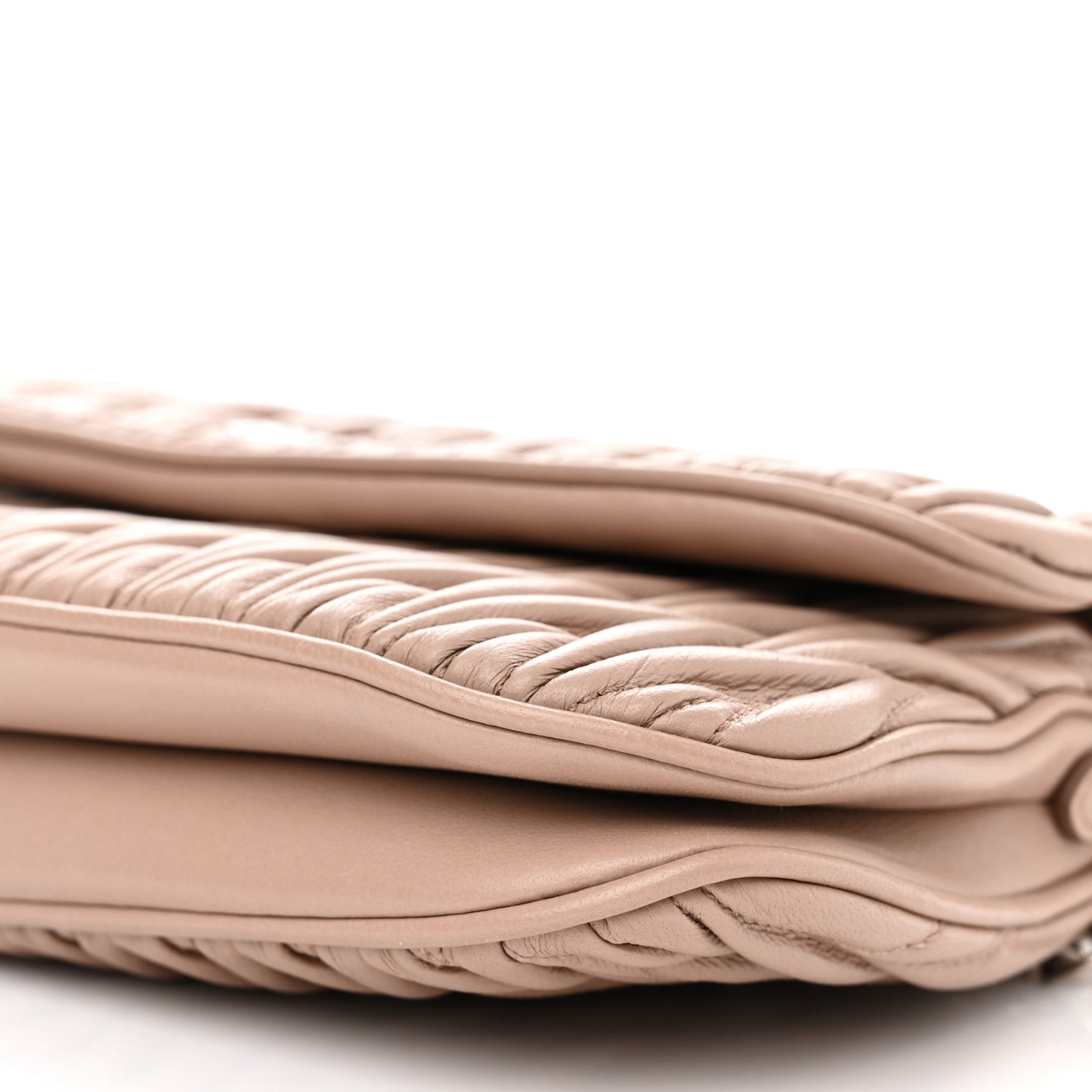 Nappa Matelasse Flap Cammeo