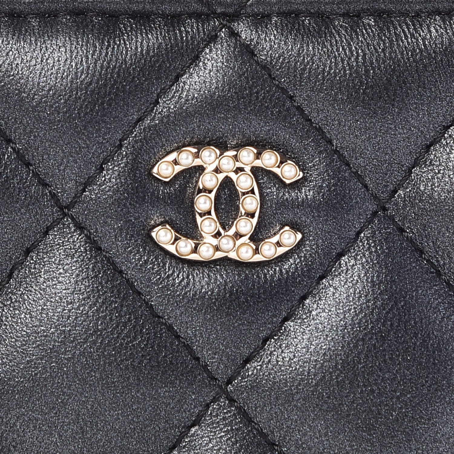 Chanel Iridescent Lambskin Quilted Pearl Clutch With Chain Black 6 of 9