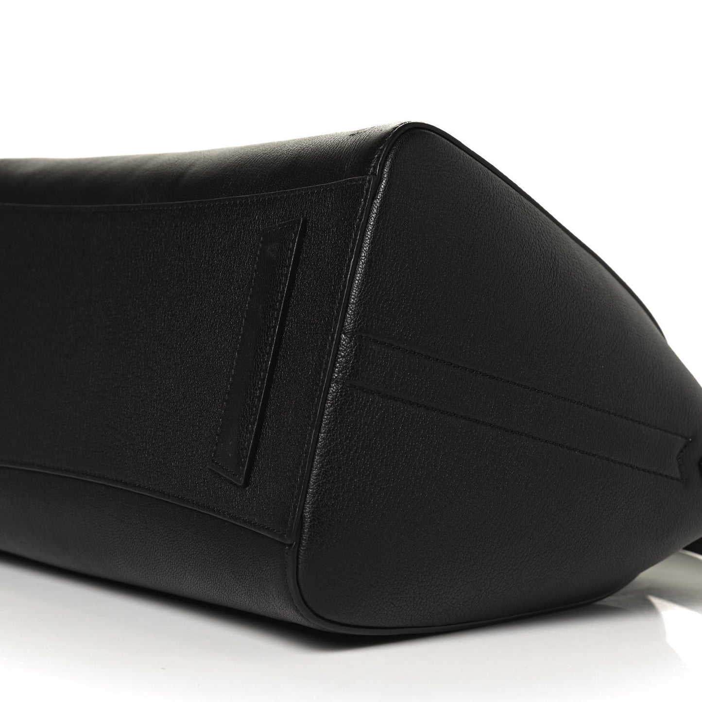 Sugar Goatskin Medium Antigona Black