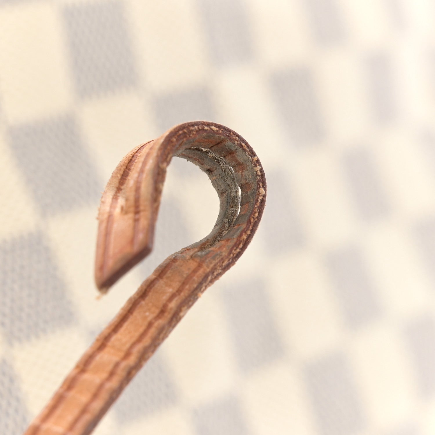 Louis Vuitton Damier Azur Artsy MM 12 of 13