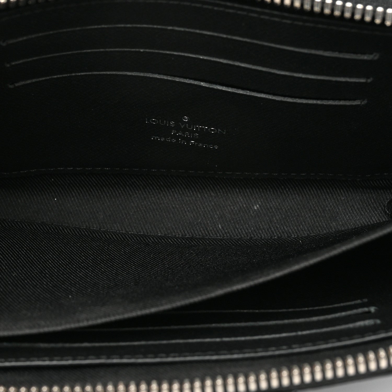 Louis Vuitton Damier Graphite Alpha Wearable Wallet 6 of 12