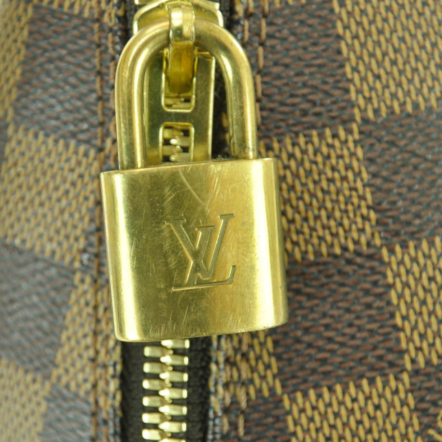 Louis Vuitton Damier Ebene Alma 7 of 11