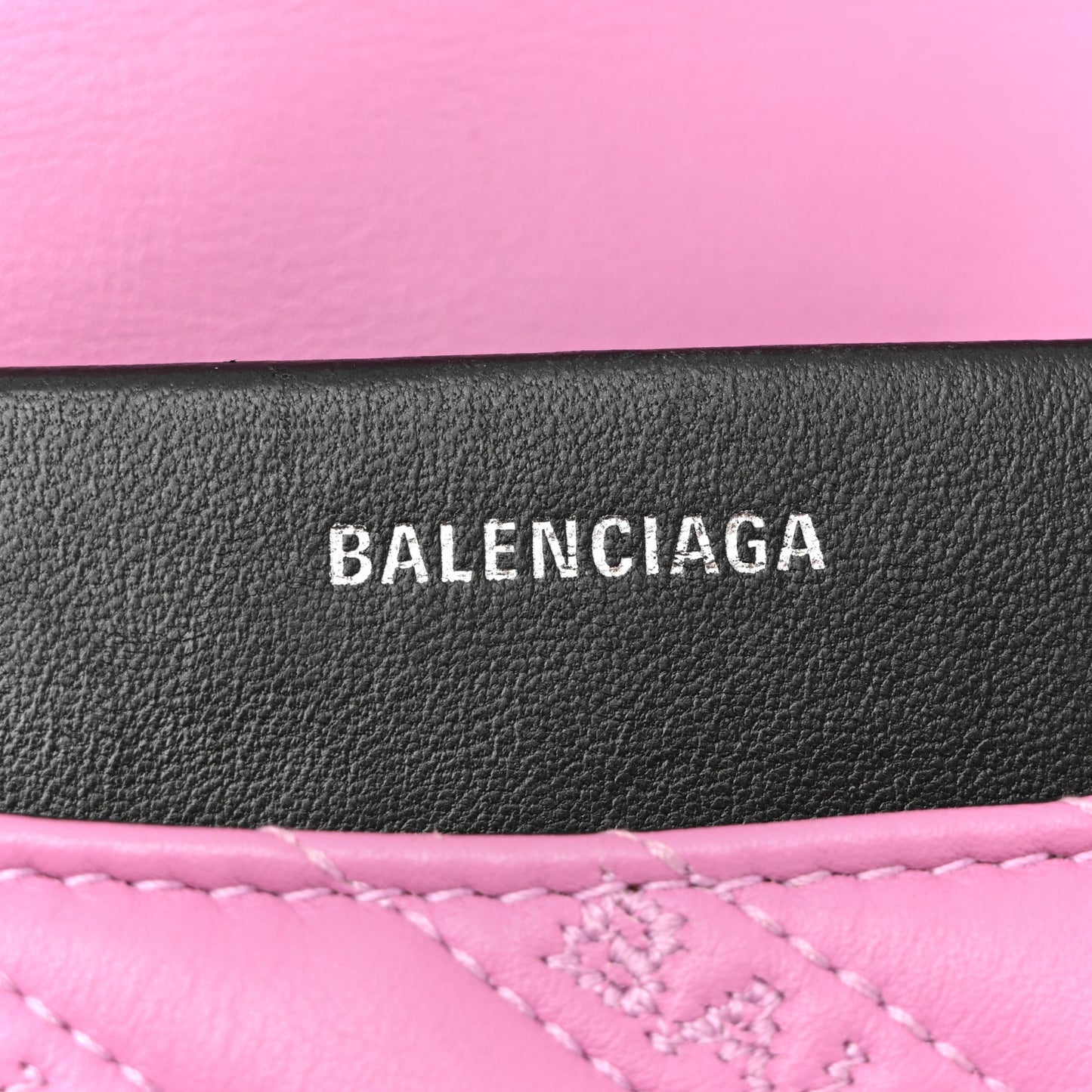 Calfskin Logo Matelasse M BB Chain Shoulder Bag Pink