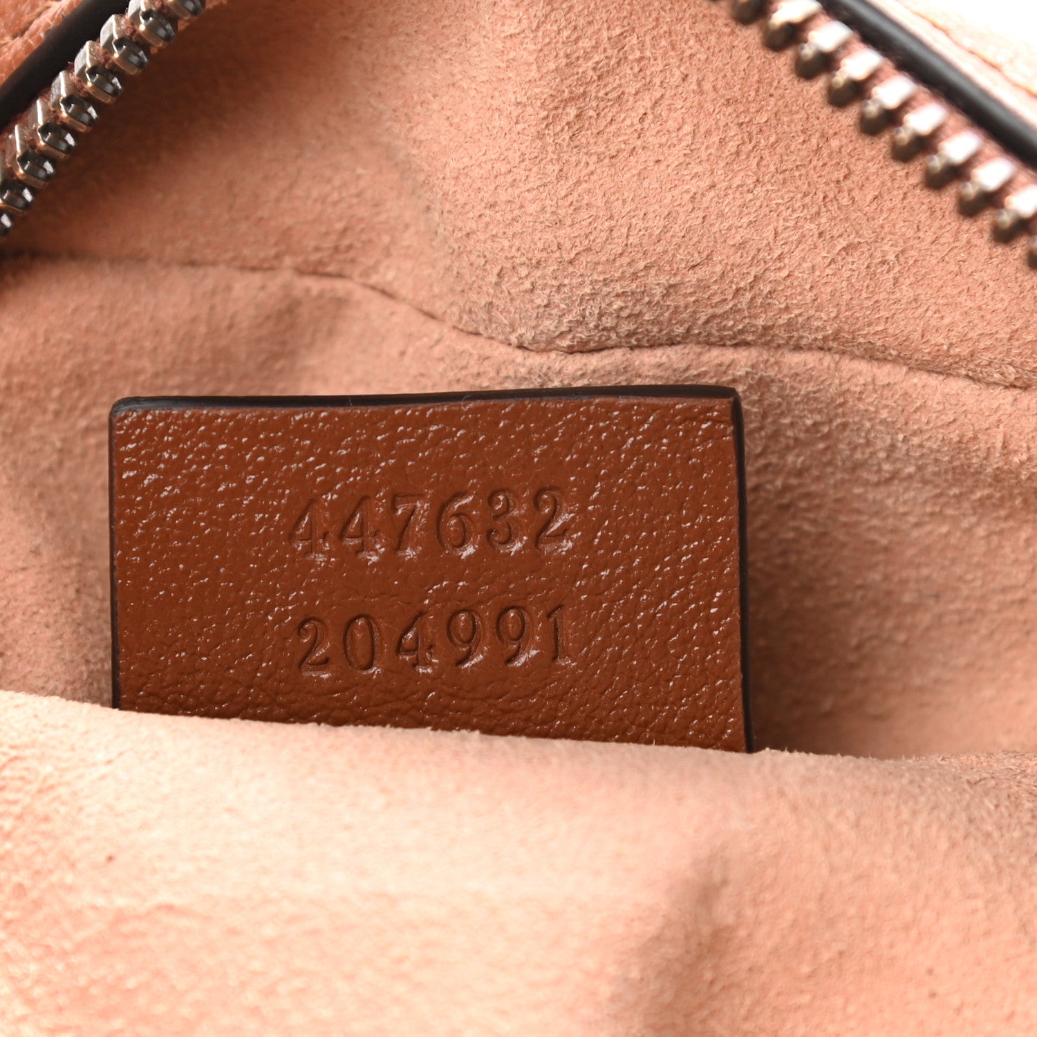 Gucci Glazed Calfskin Matelasse Diagonal Small GG Marmont Chain Shoulder Bag Cuir 7 of 13