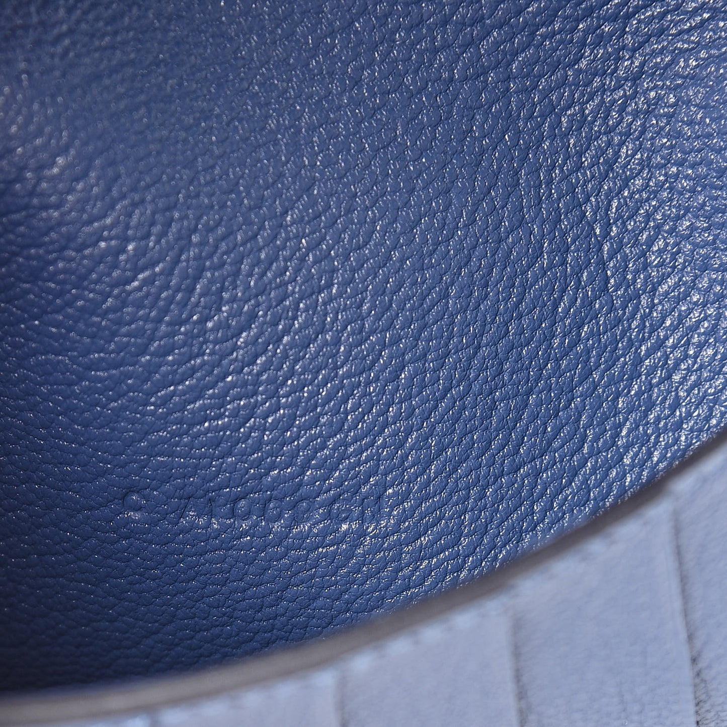 Chevre Mysore Medium Kelly Wallet Bleu Agate