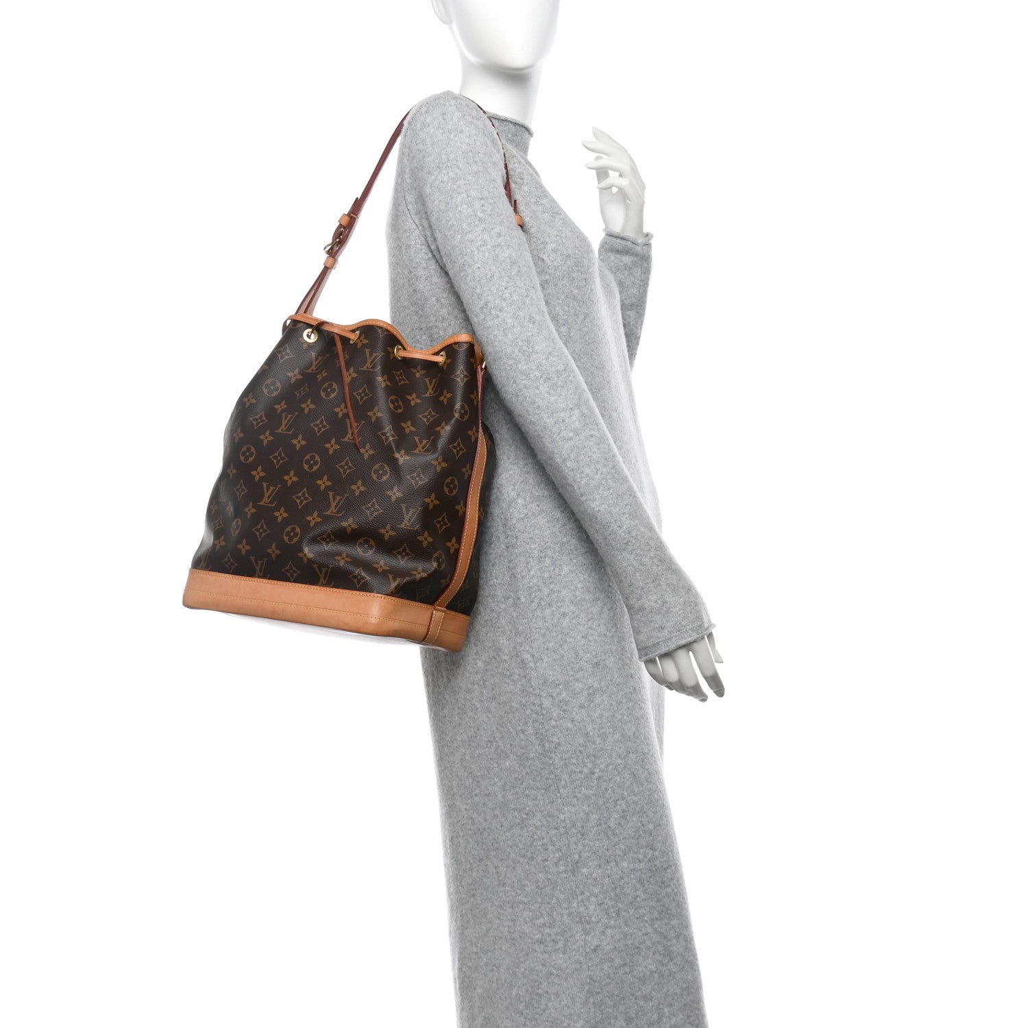 Louis Vuitton Monogram Noe 2 of 12