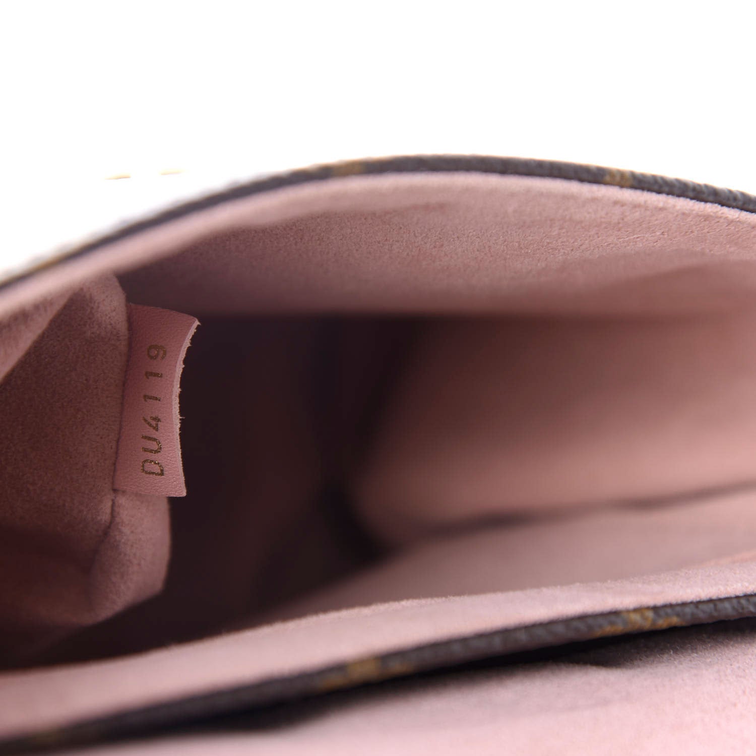 Louis Vuitton Monogram Locky BB Rose Poudre 12 of 14